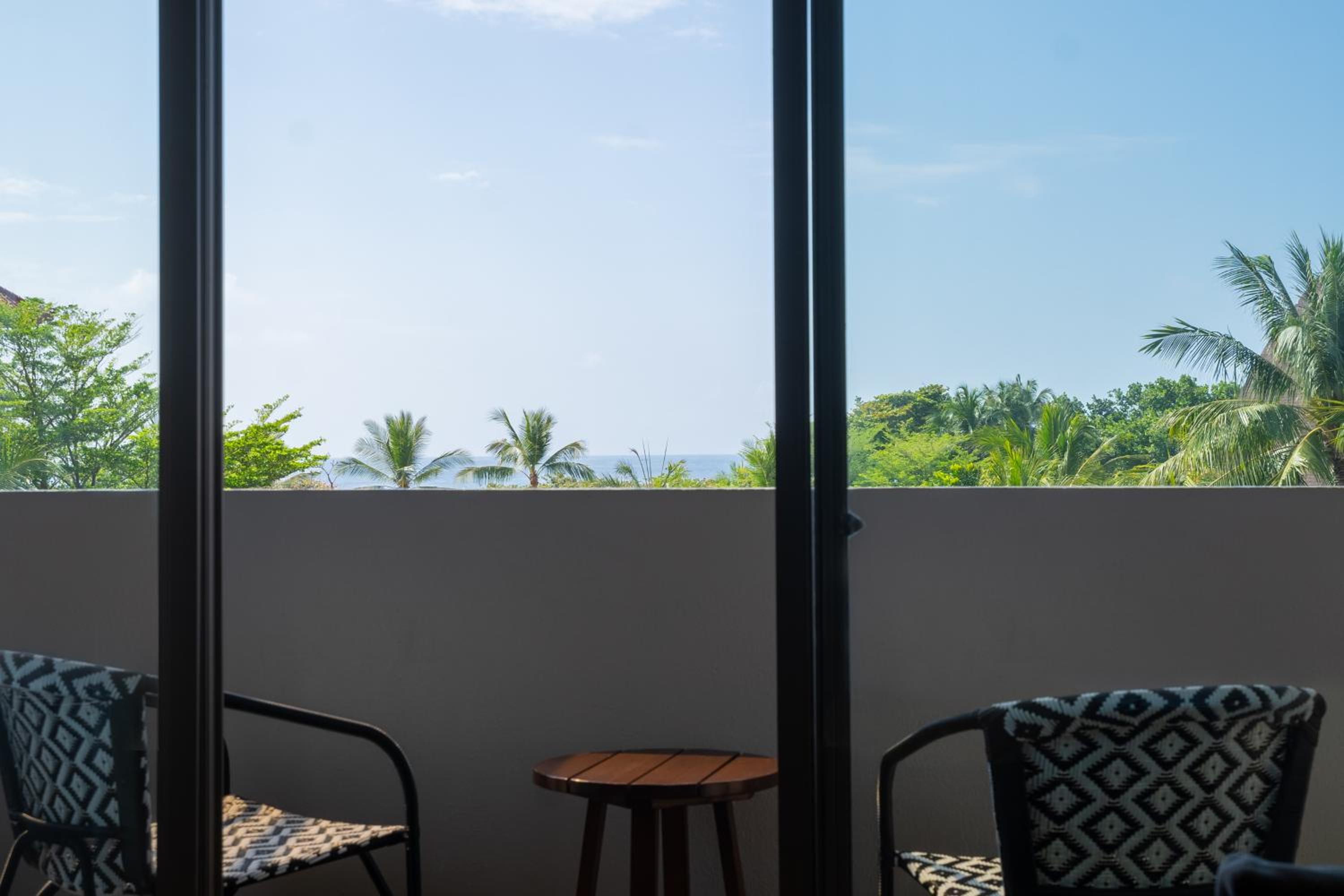 Deluxe Double or Twin Room with Ocean View
