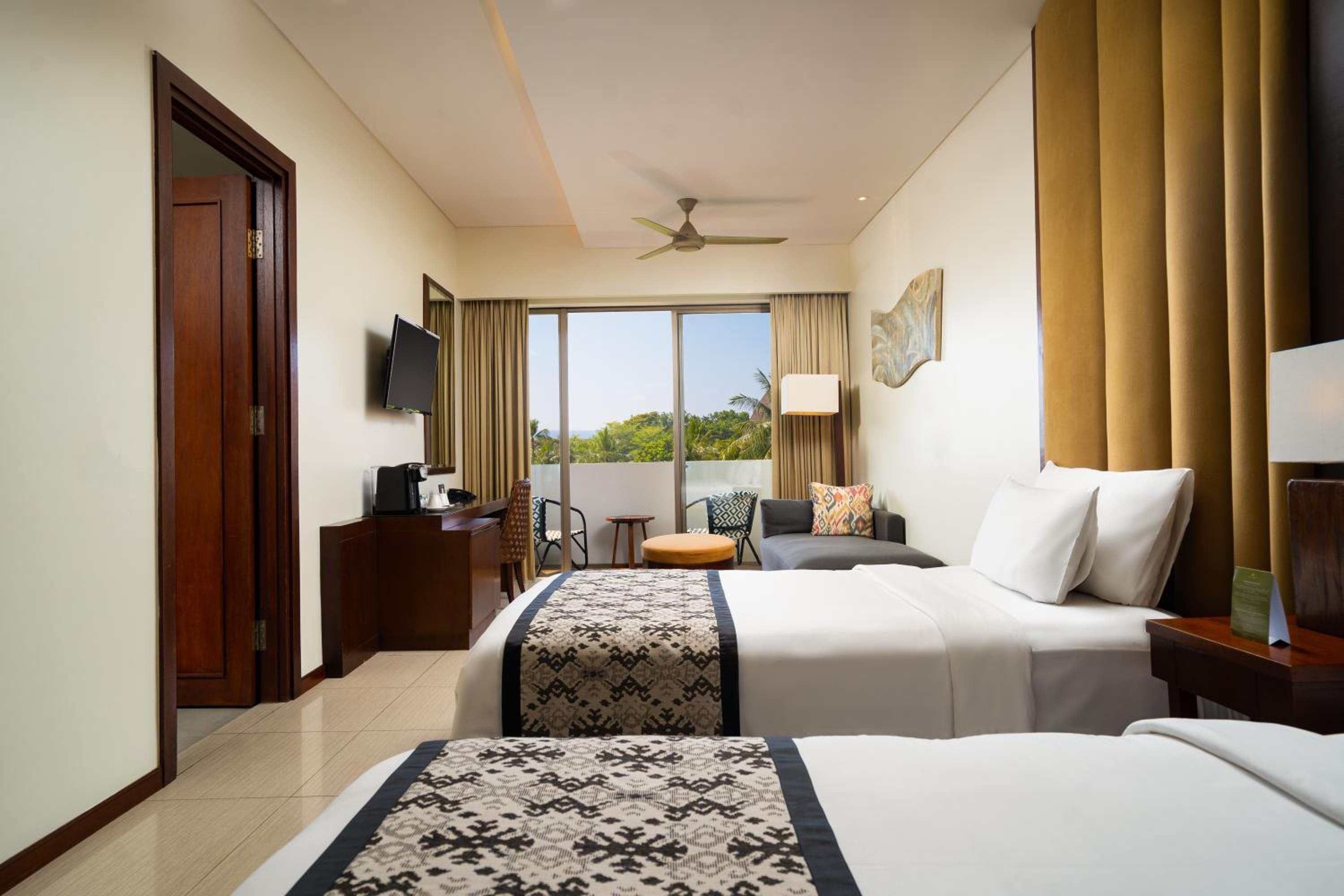 Deluxe Double or Twin Room with Ocean View