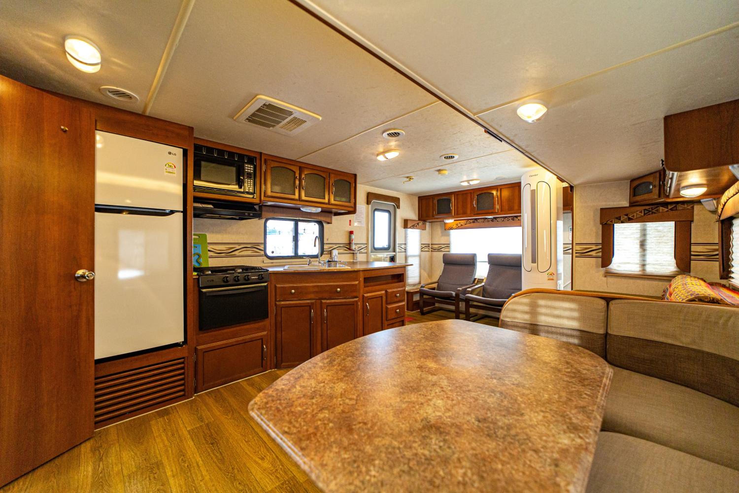 Caravan photo 2