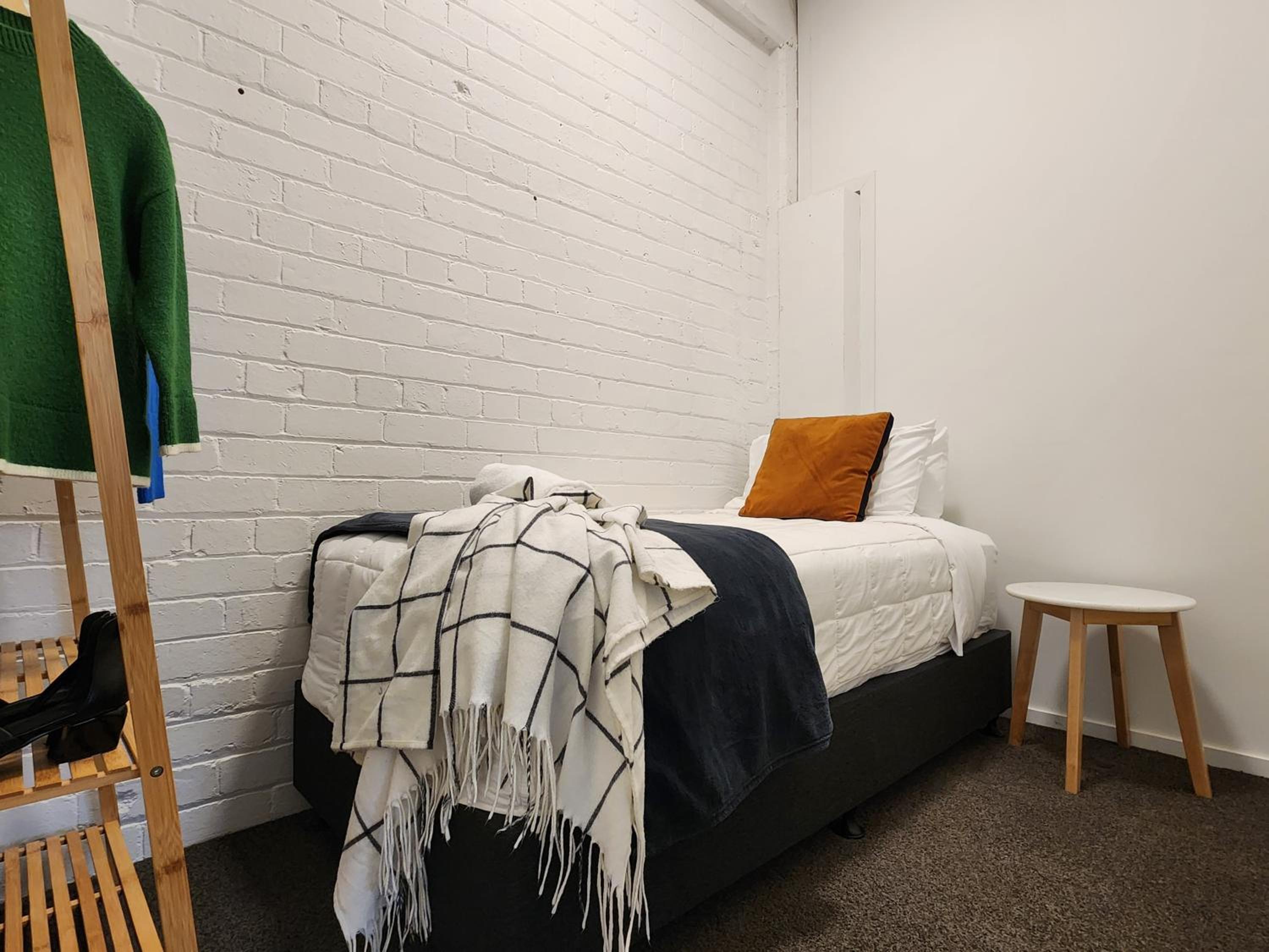 Five-Bedroom Apartment photo 3