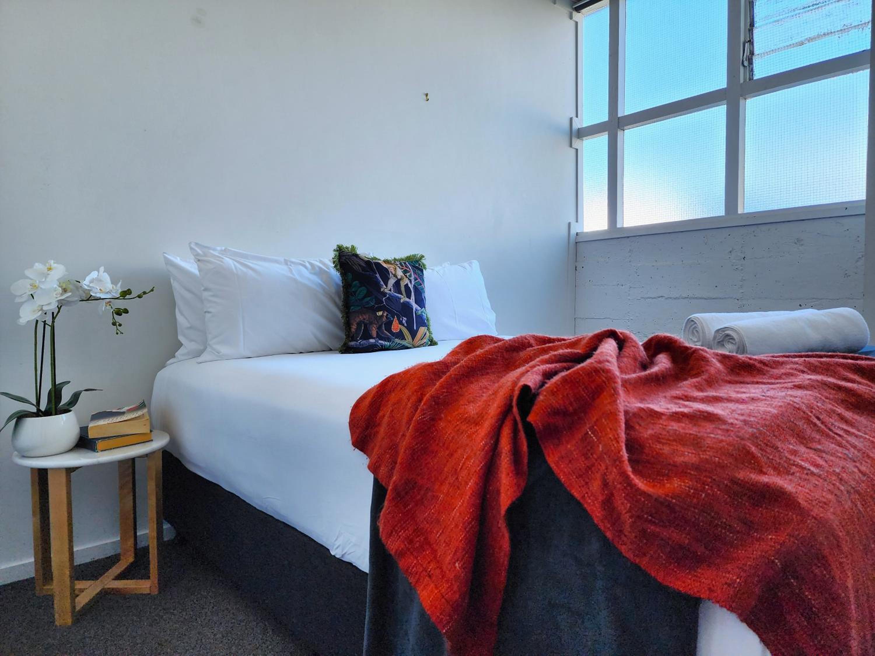 Four-Bedroom Deluxe Apartment