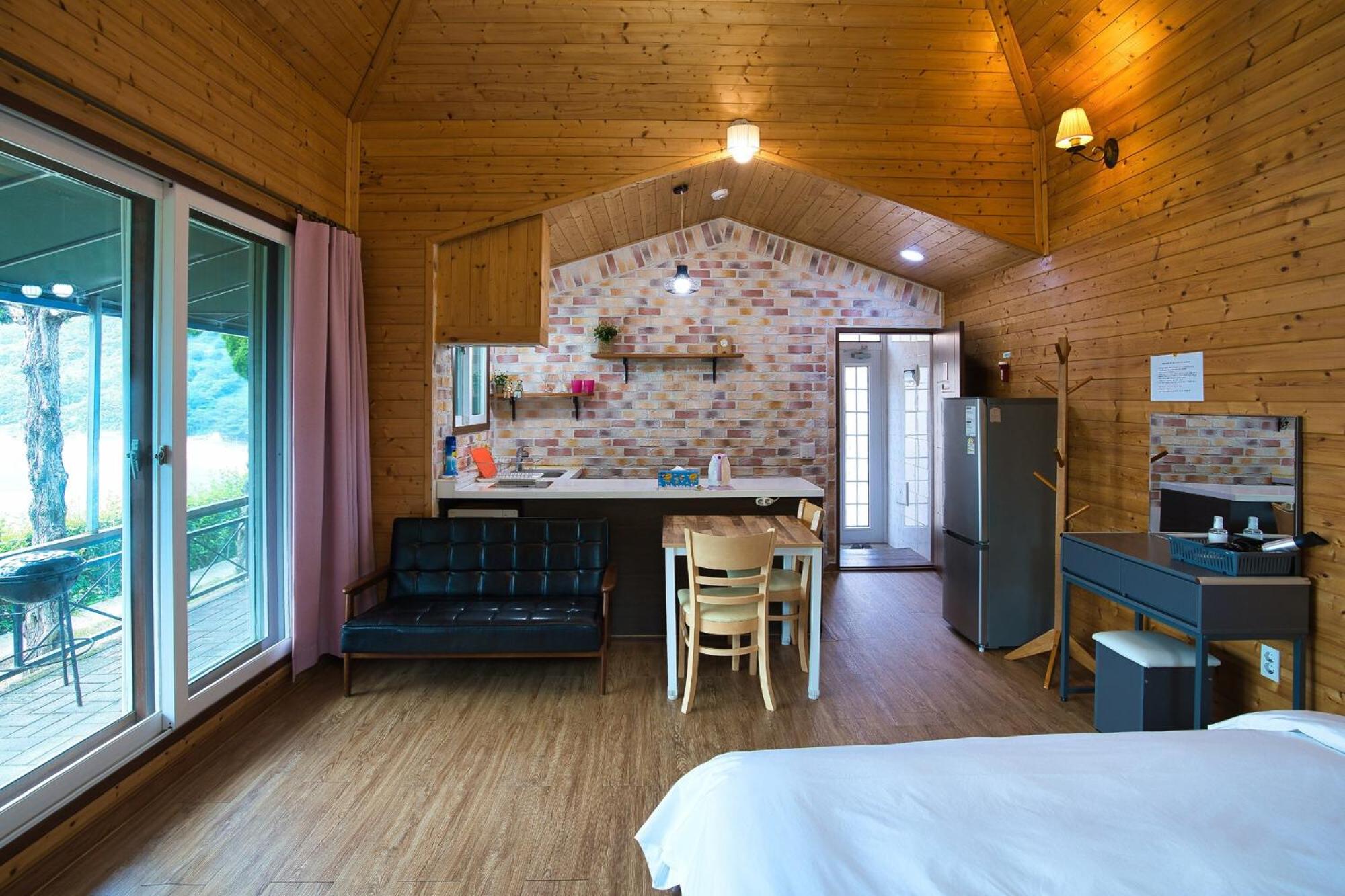 Double Room with Sea View photo 1