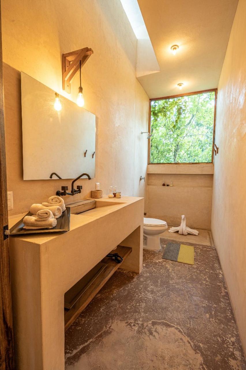 Deluxe Double Room with Extra Bed - Photo 7
