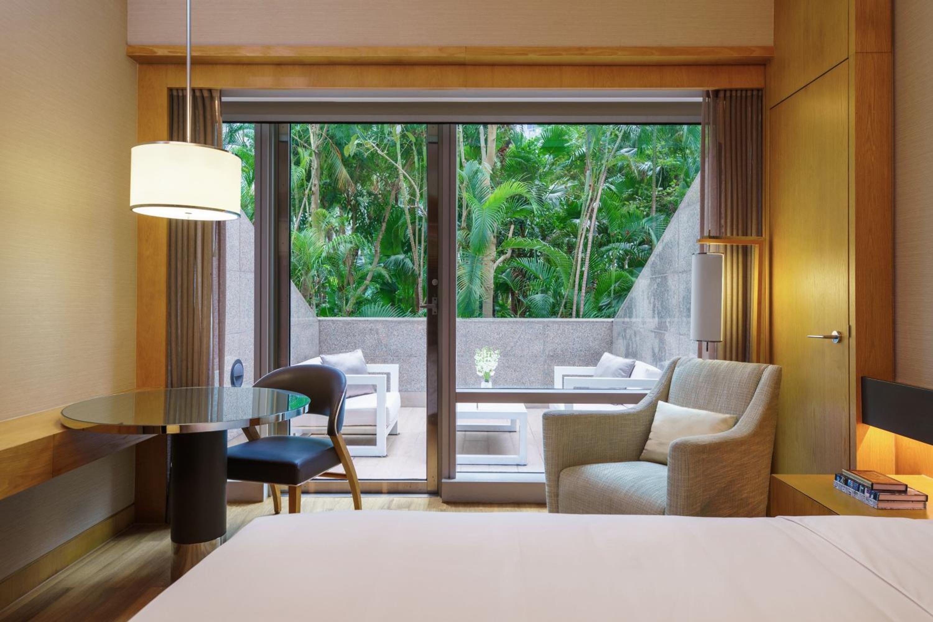 Patio Garden View Room with Balcony