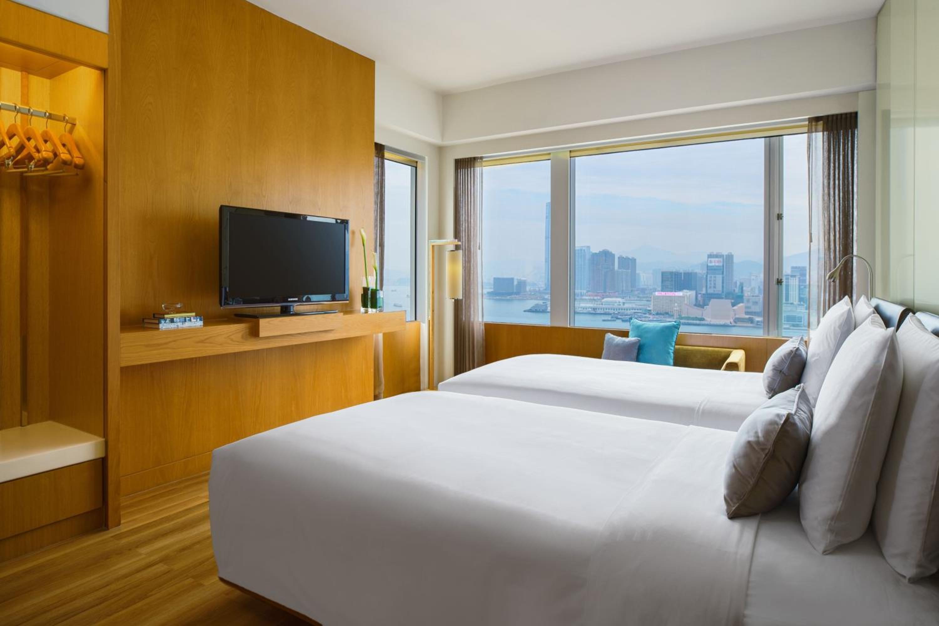 Superior Twin Suite with Executive Lounge Access