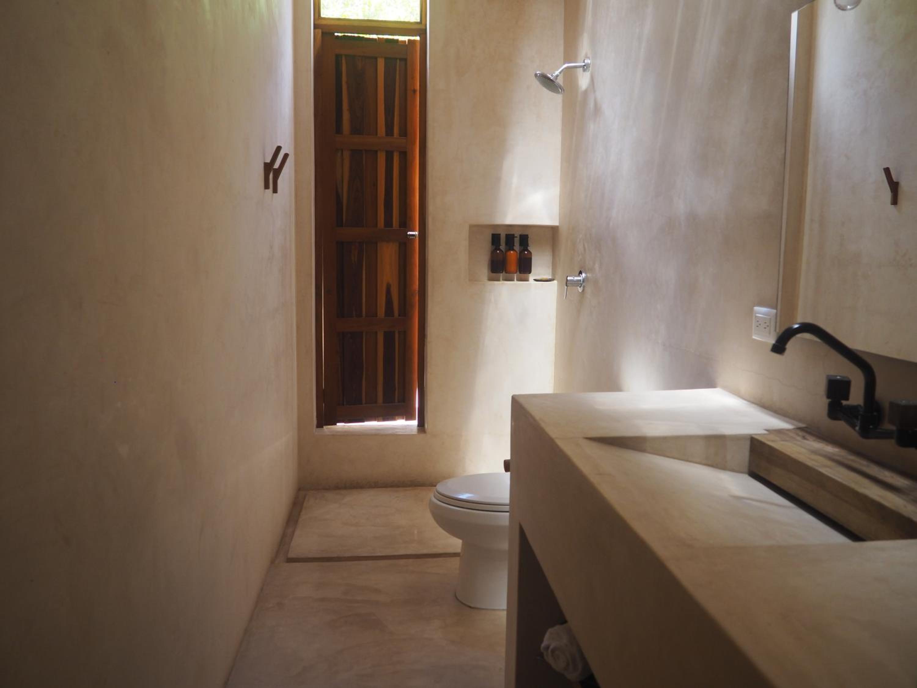 Deluxe Room - Photo 3