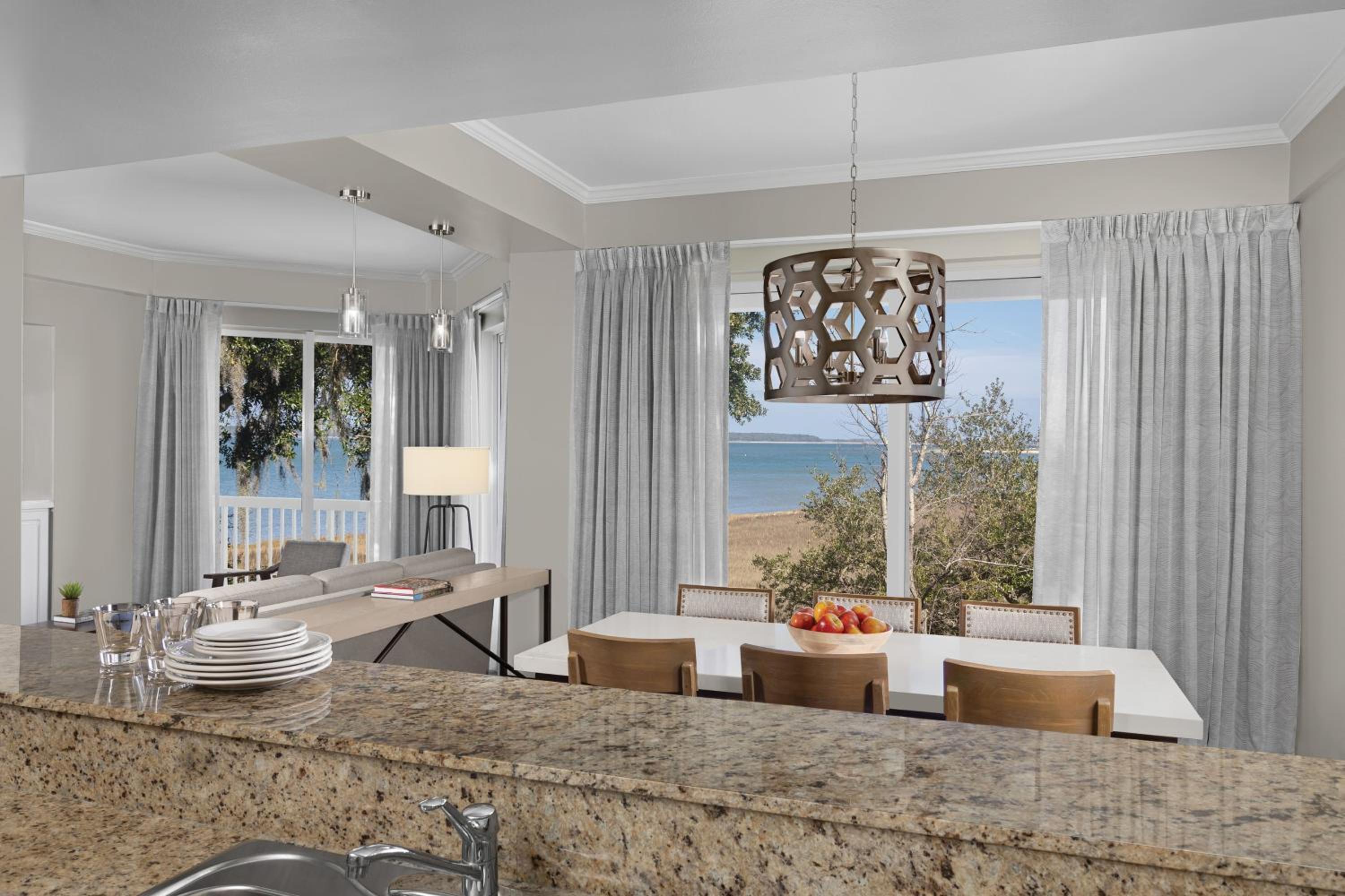 Two-Bedroom Villa with Courtyard View and Balcony photo 2