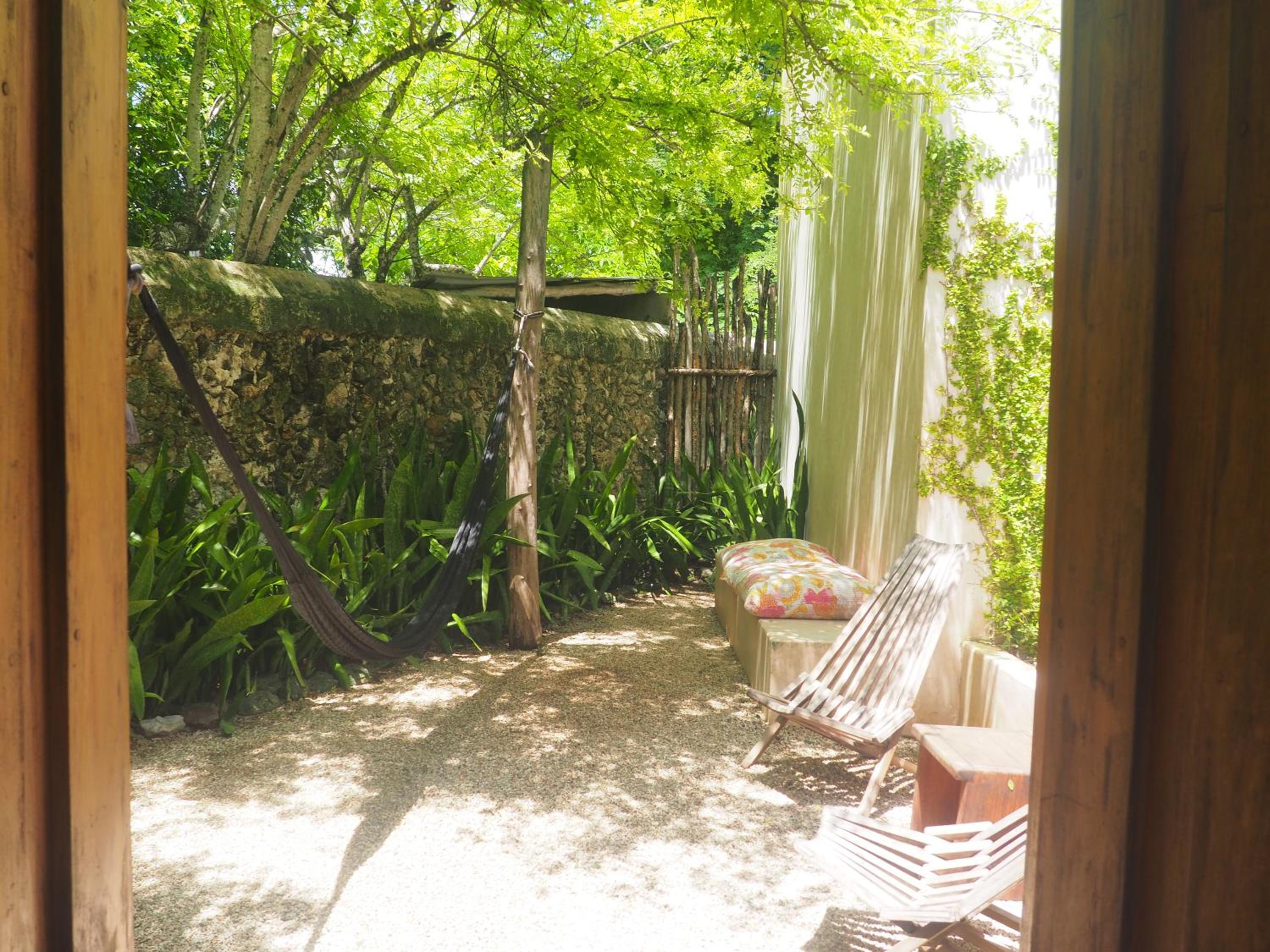 Deluxe Queen Room - Photo 3