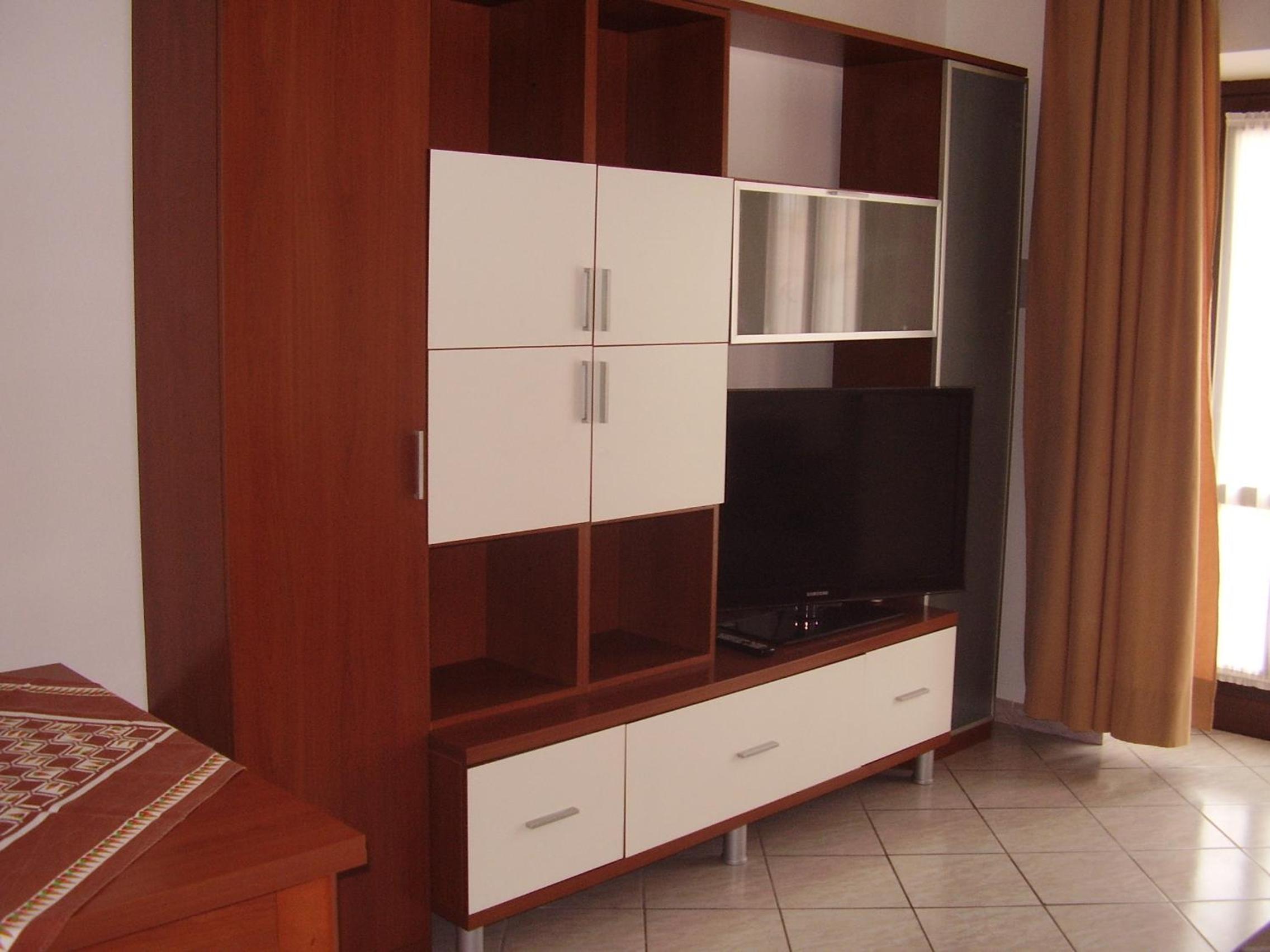 Two-Bedroom Apartment - Photo 10