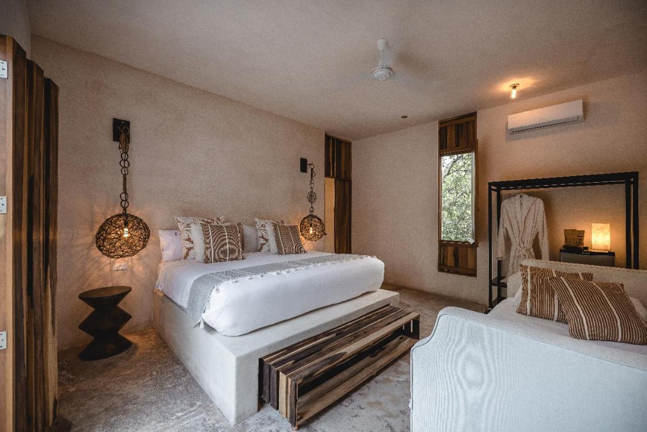 Deluxe Double Room with Extra Bed - Photo 3