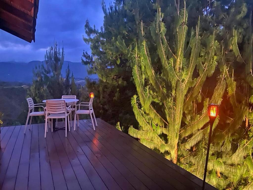 Quadruple Room With Mountain View photo 2