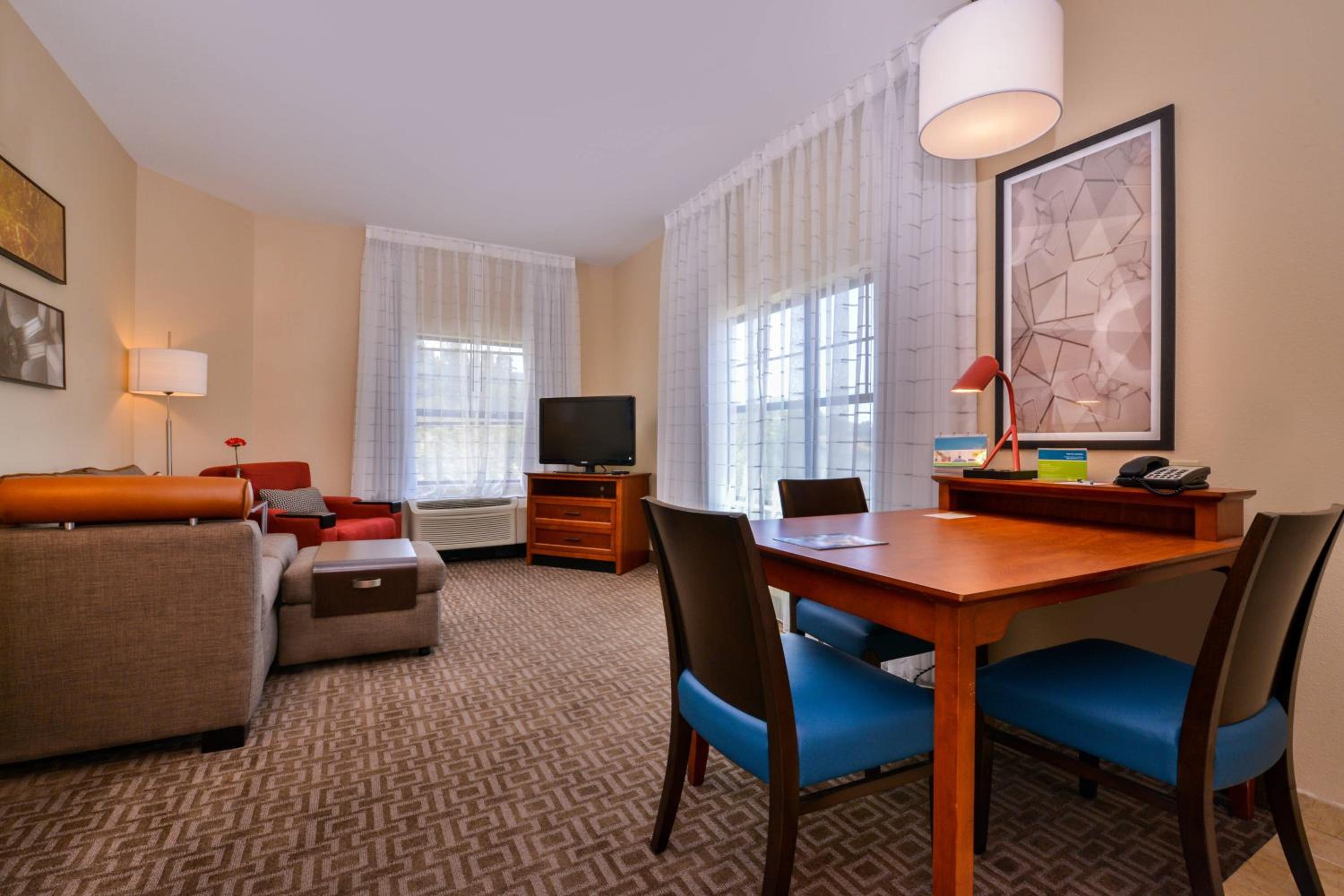 One-Bedroom King Suite with Sofa Bed - Photo 1