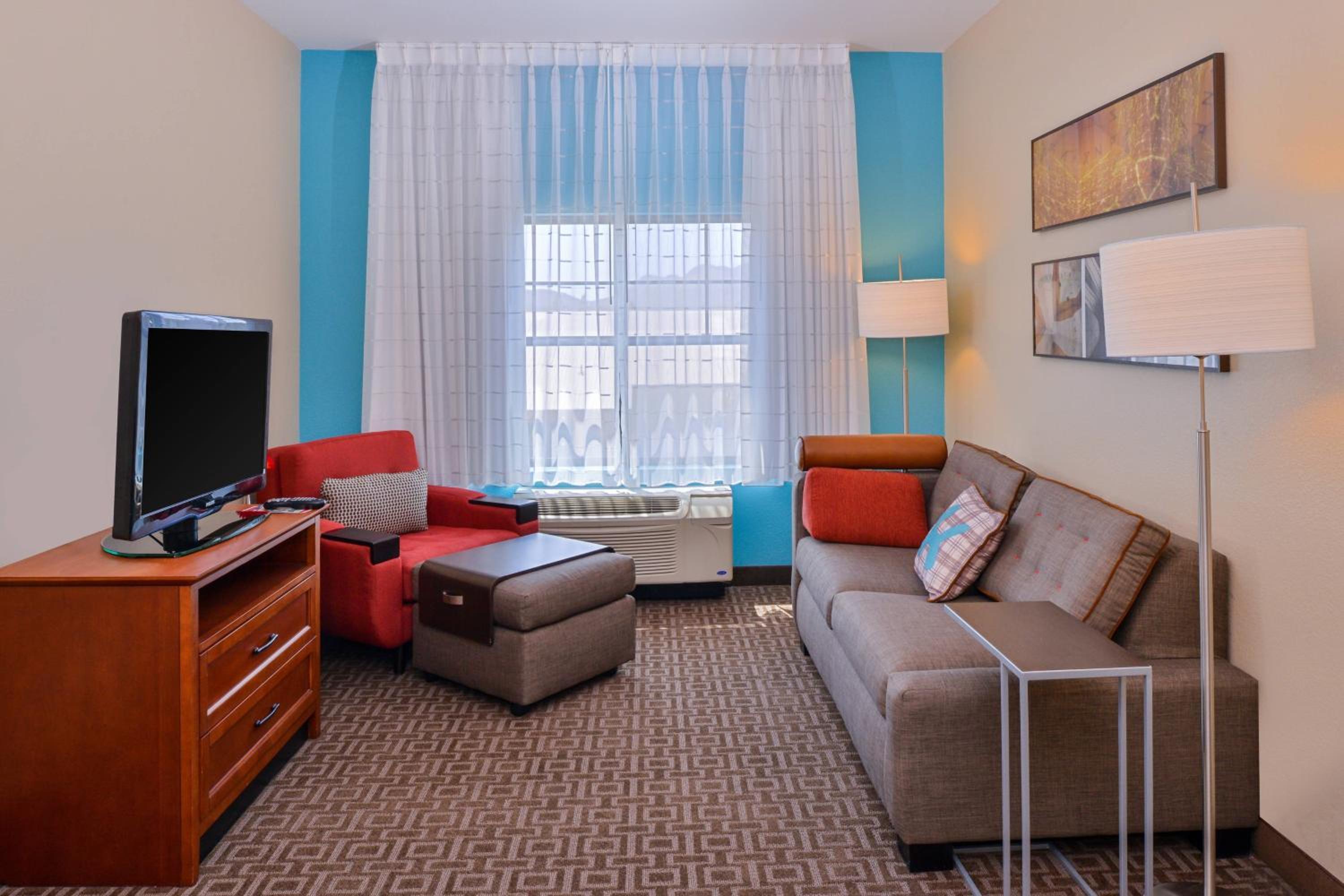 Two-Bedroom Suite - Photo 1