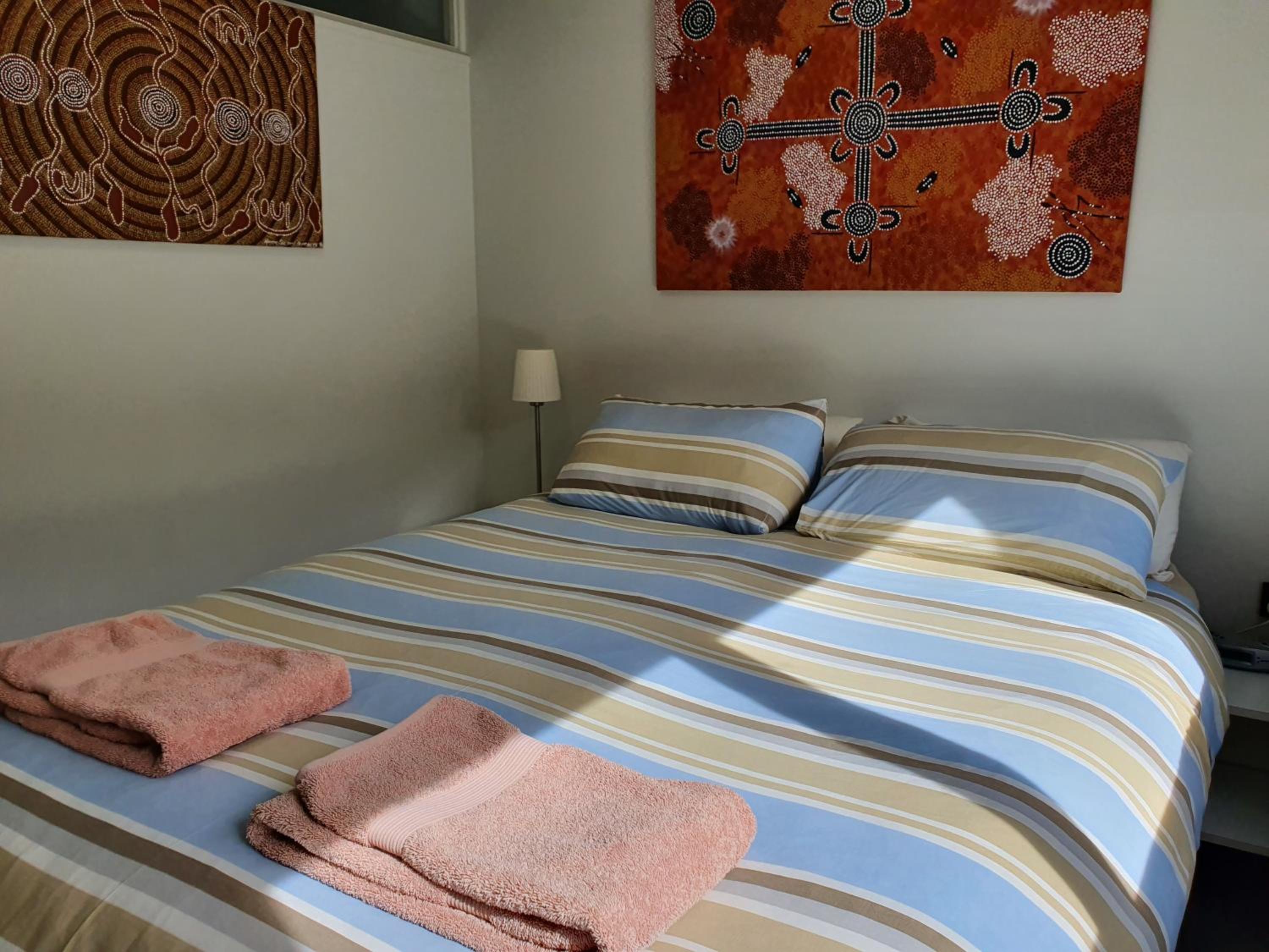 Three-Bedroom Terrace Apartment 8 Share