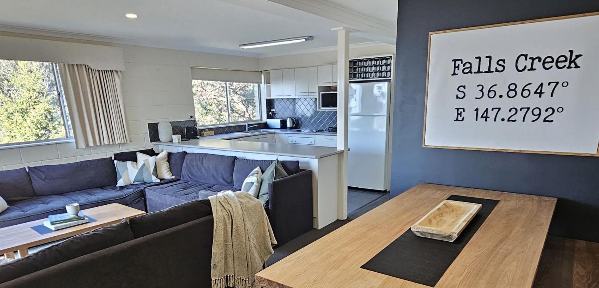 Four-Bedroom Deluxe Apartment 12 Share B photo 3