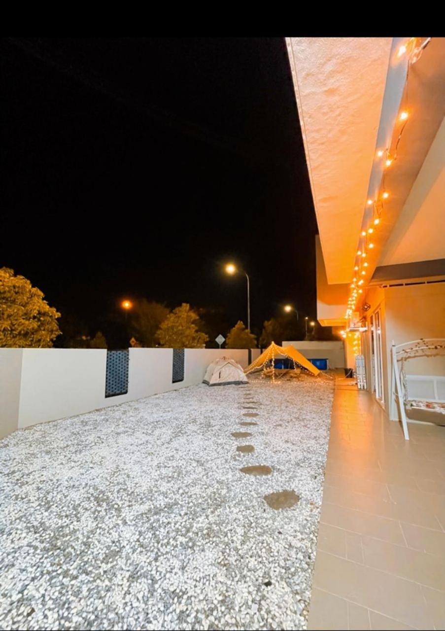 Villa photo 2