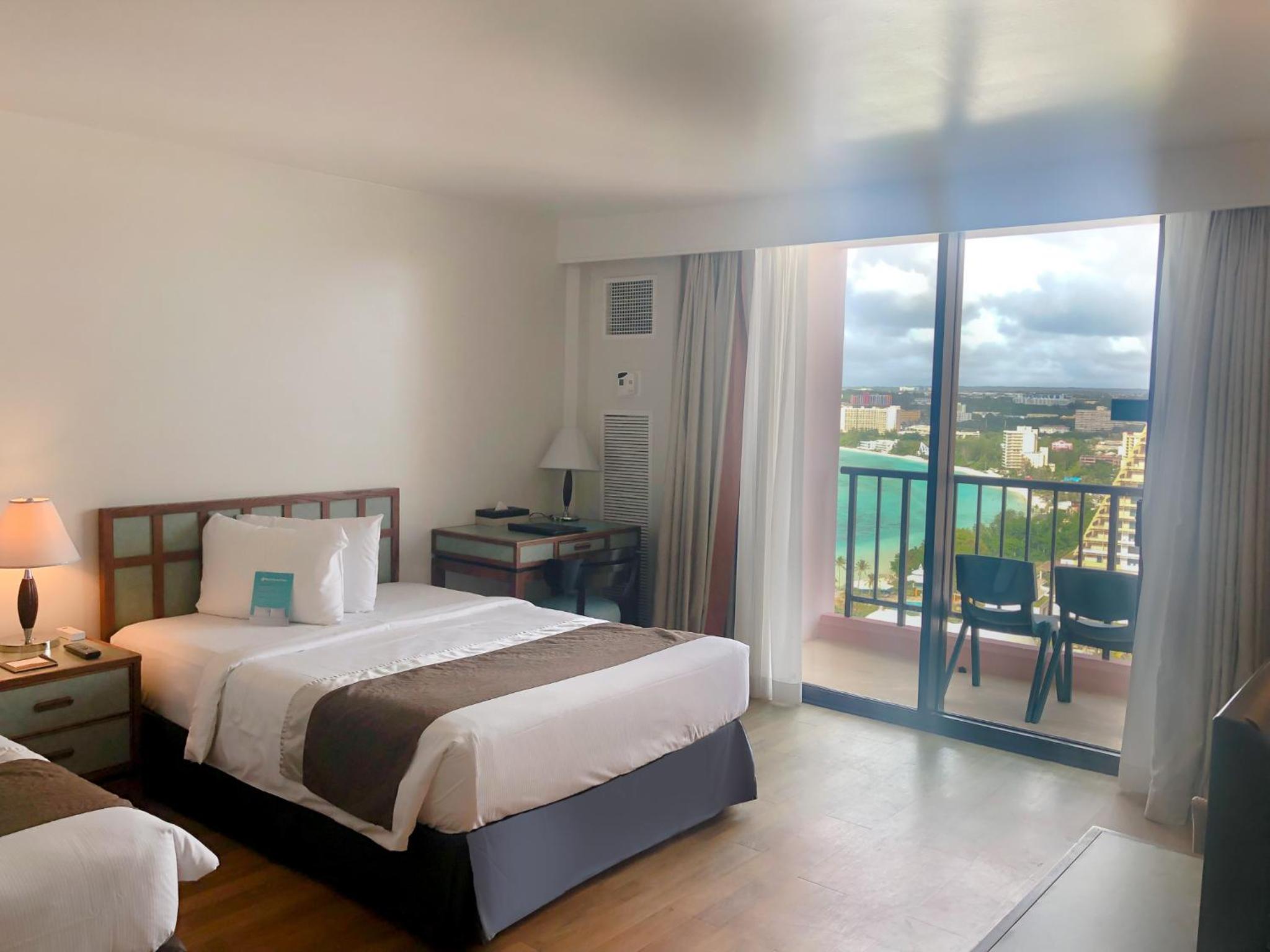 Superior Double or Twin Room with Pool View photo 1