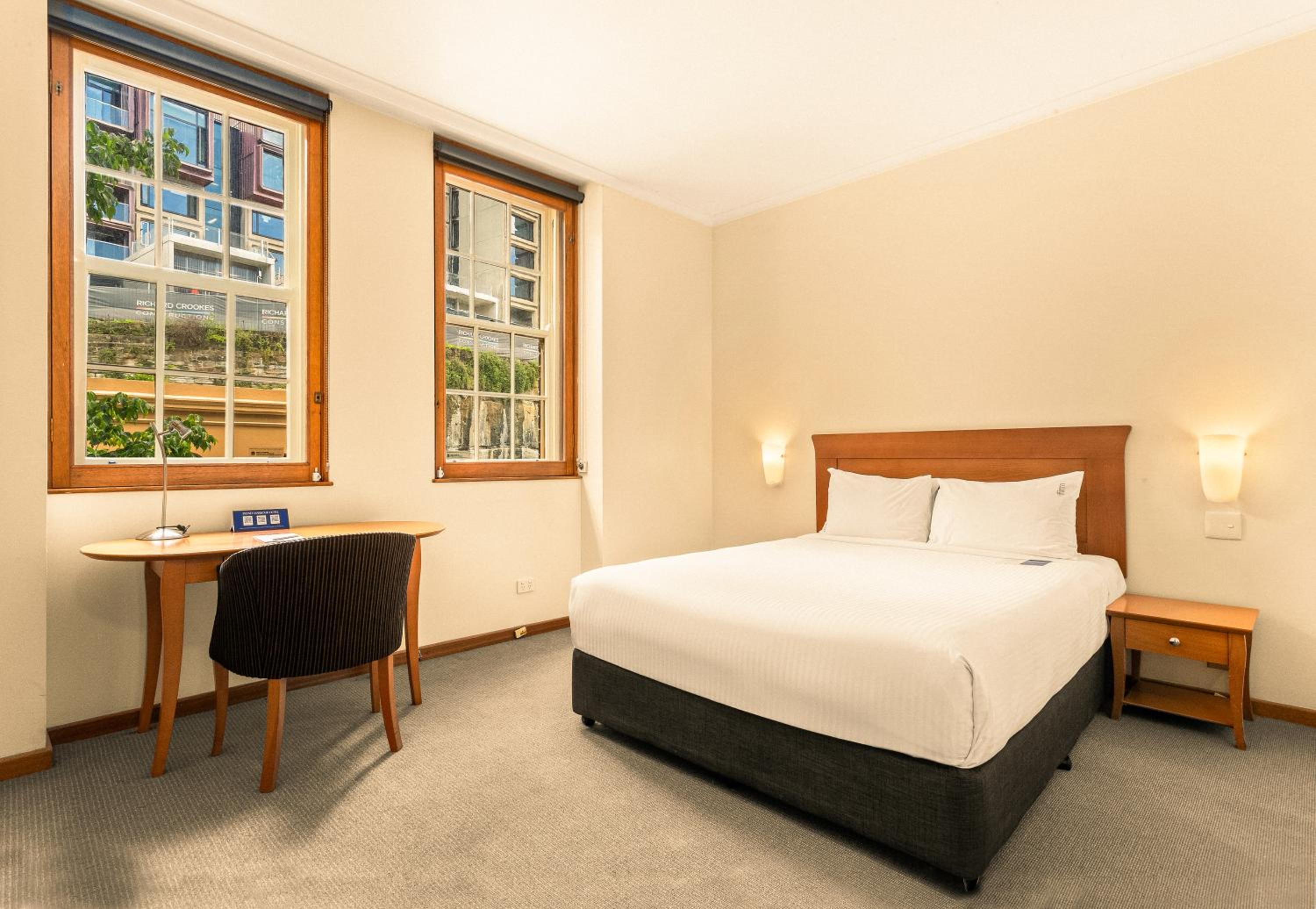 Superior King Room - Photo 1