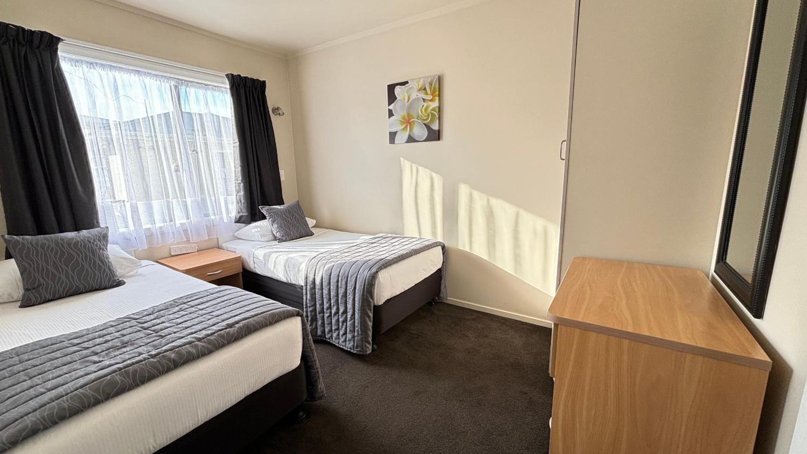 One-Bedroom Family Apartment - Photo 6