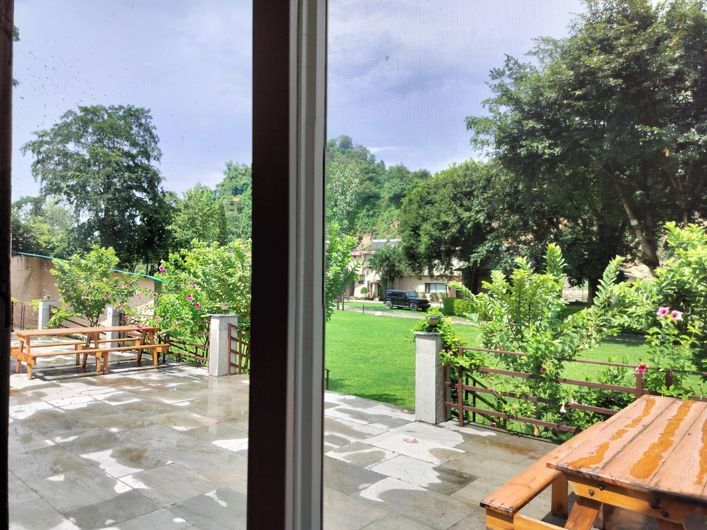 Cottage With Garden View photo 2