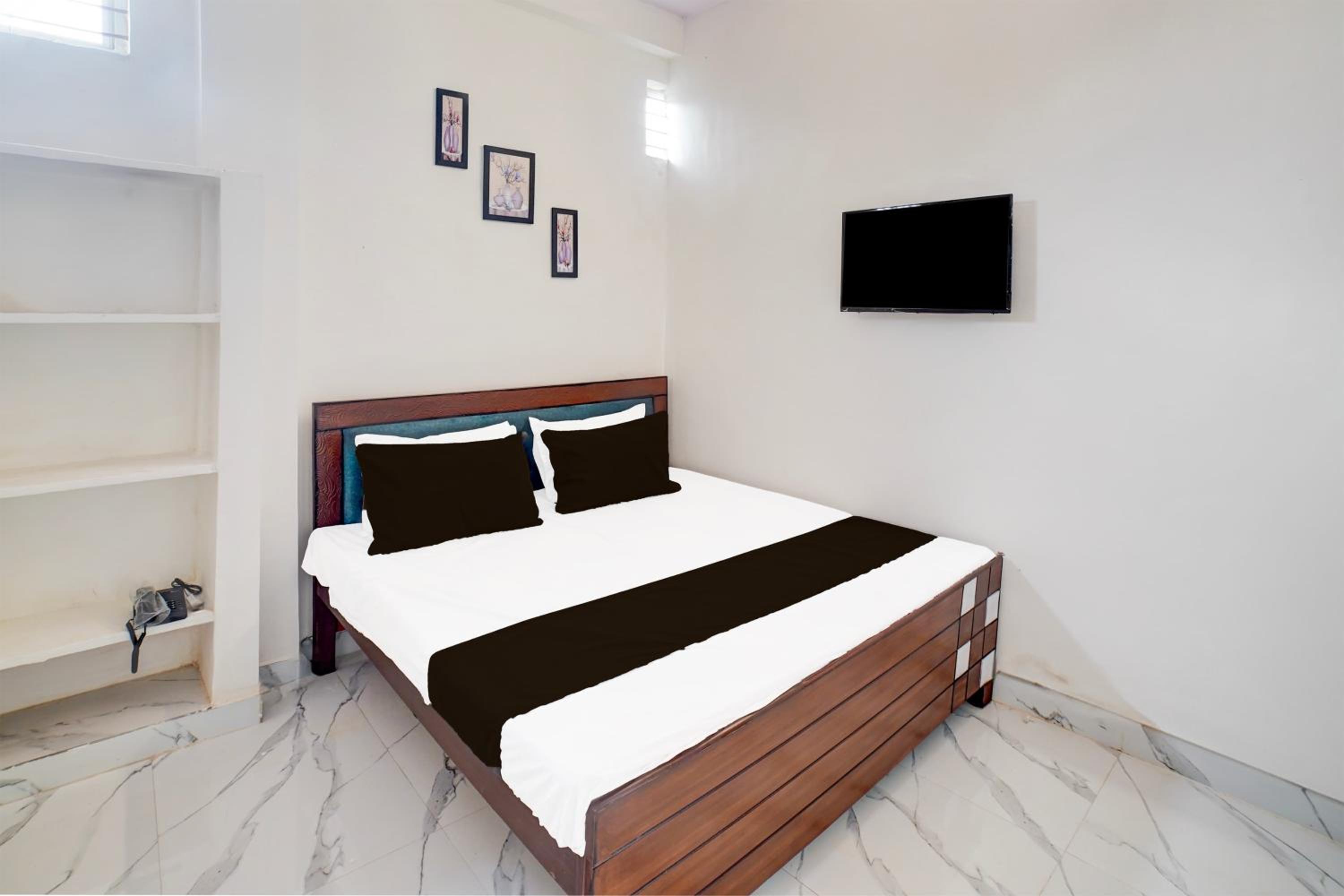 Classic Triple Room photo 1