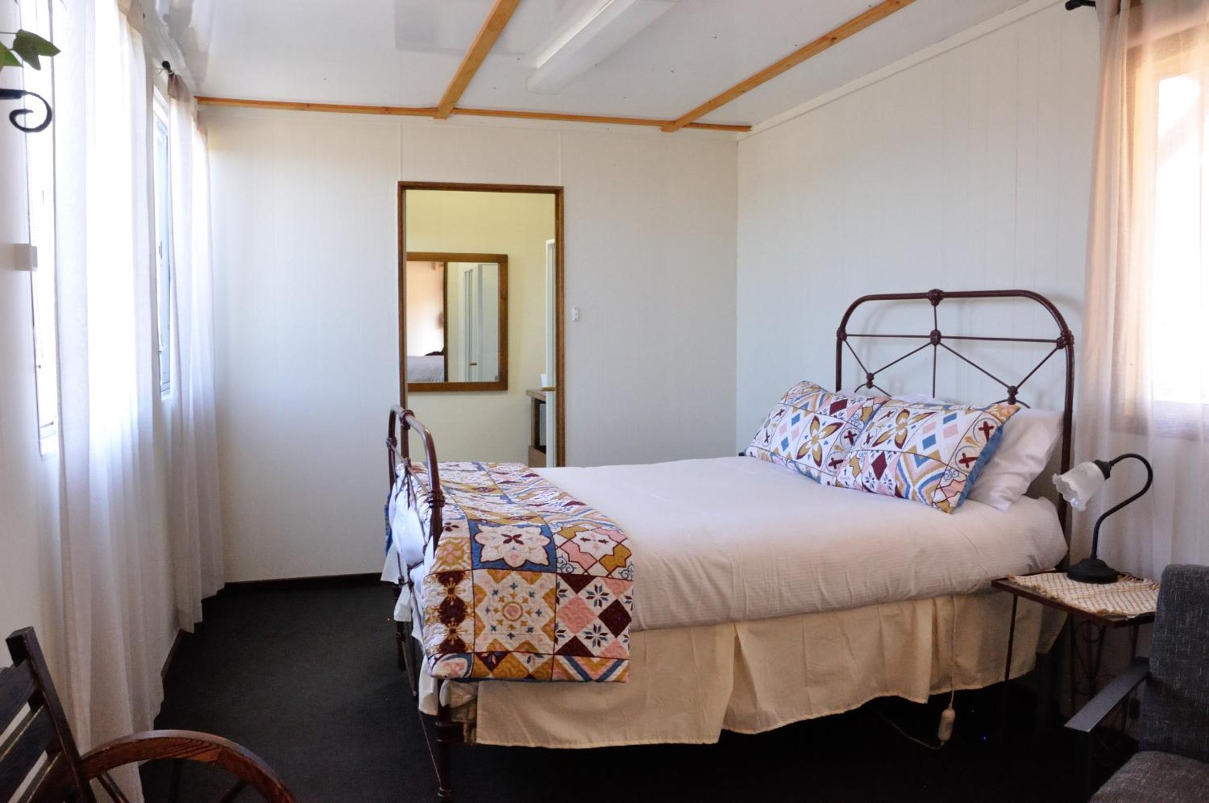 One-Bedroom House photo 1