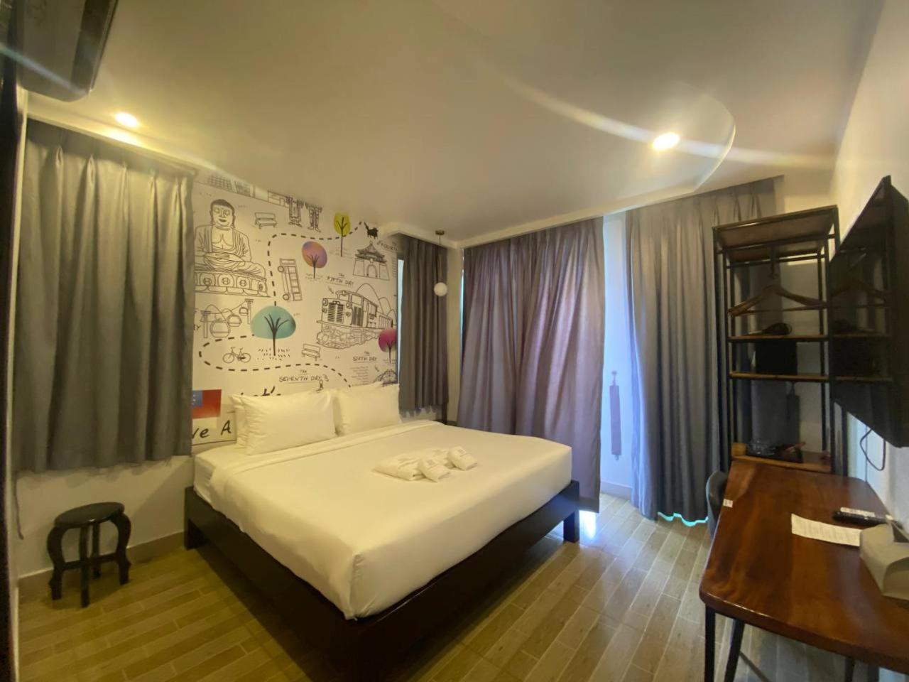Superior King Room photo 2