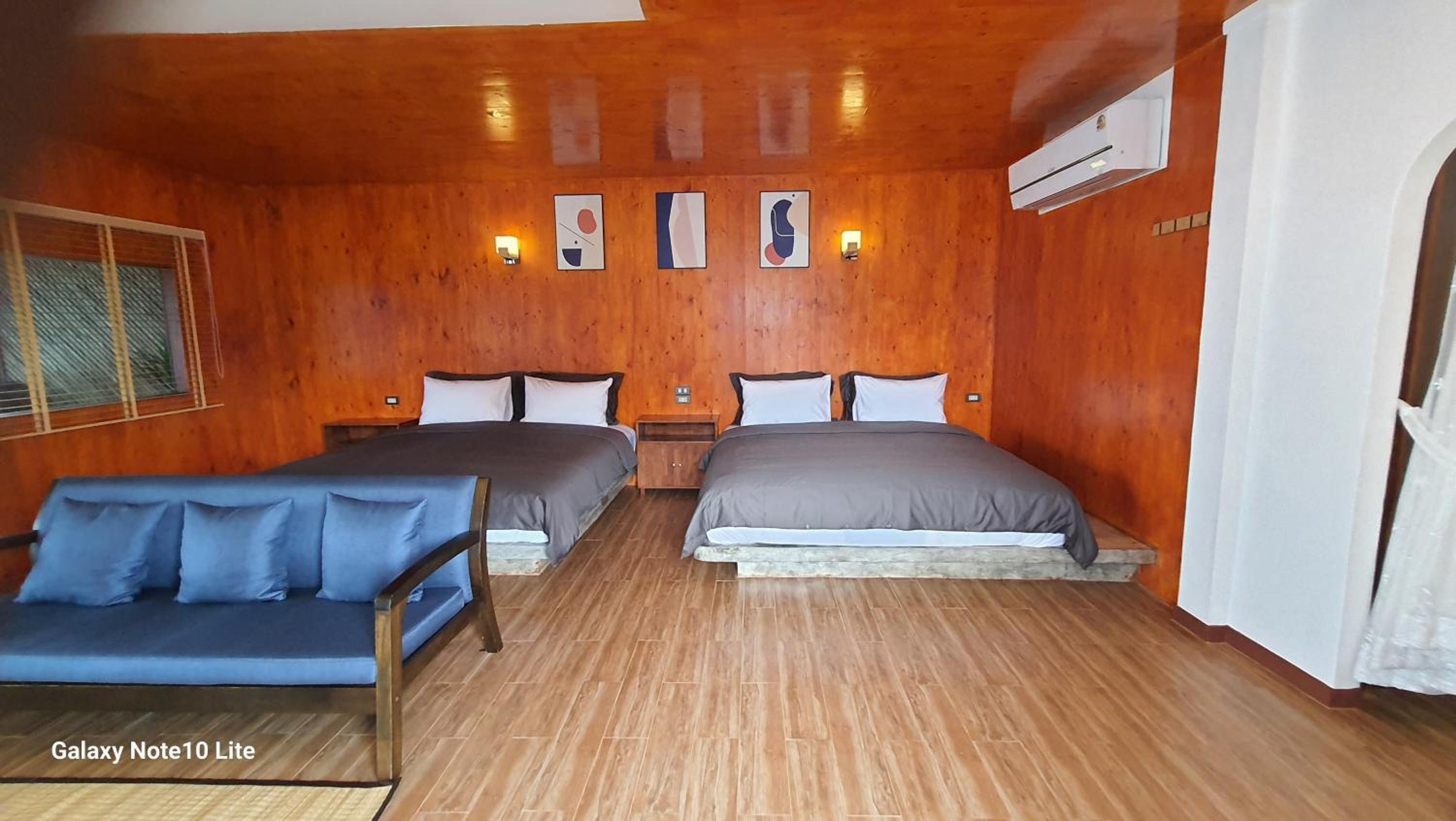 Quadruple Room with Sea View - Photo 15