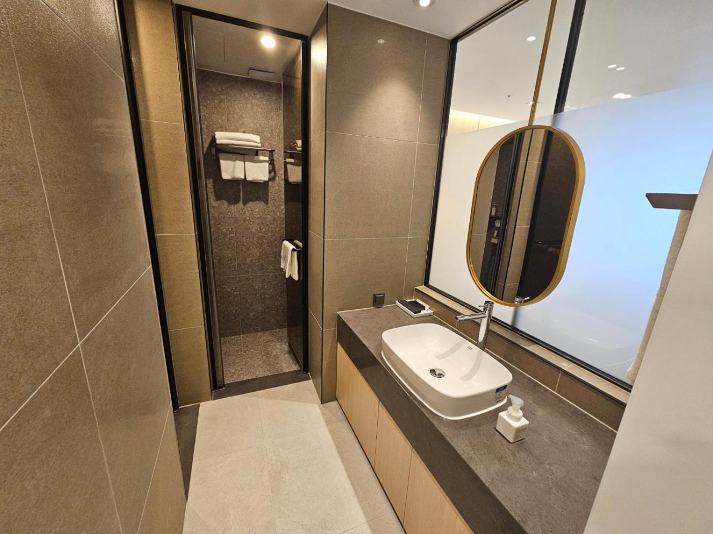 Deluxe Twin Room - Photo 5