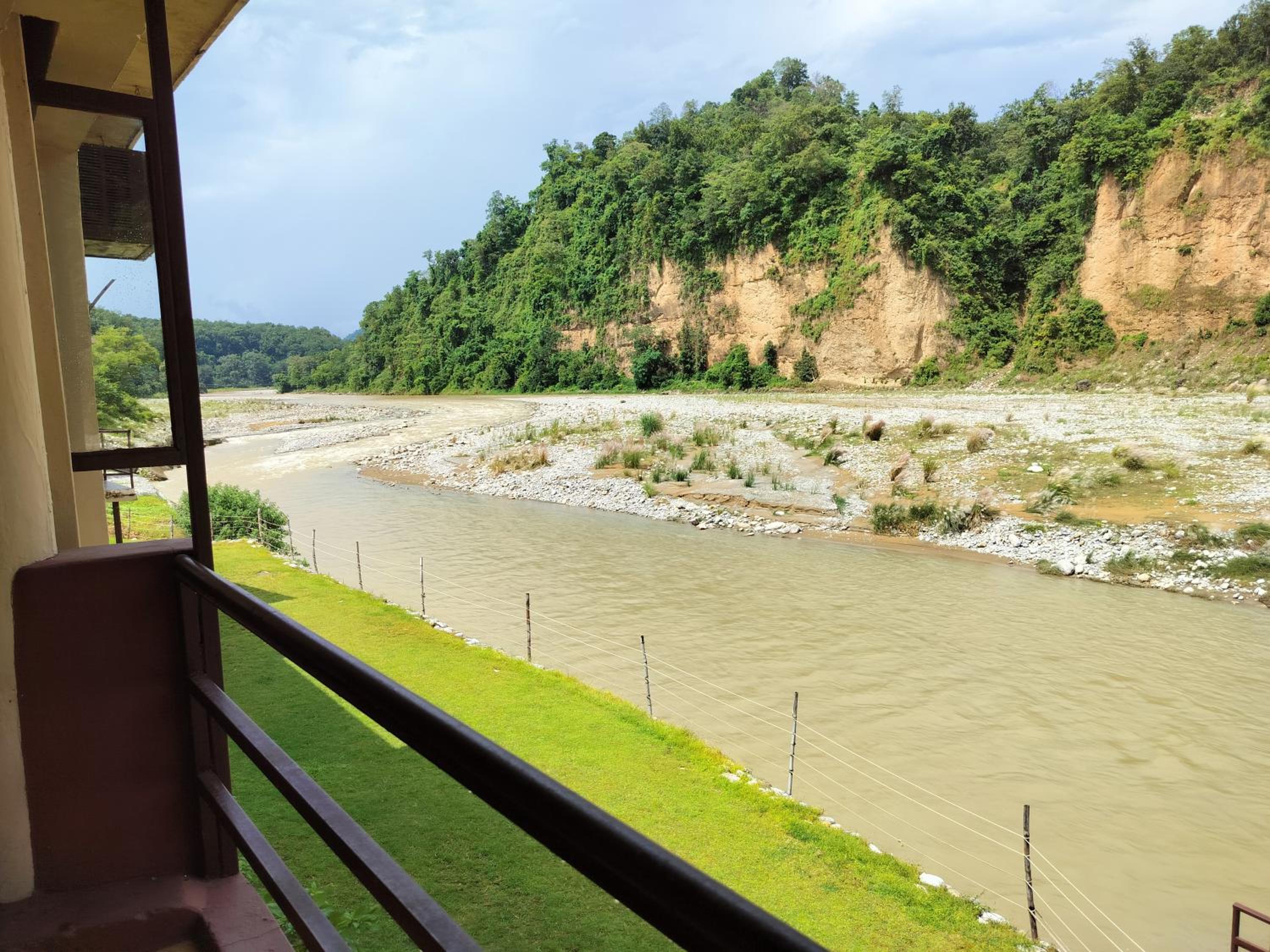 Deluxe Double Or Twin Room With River View photo 3