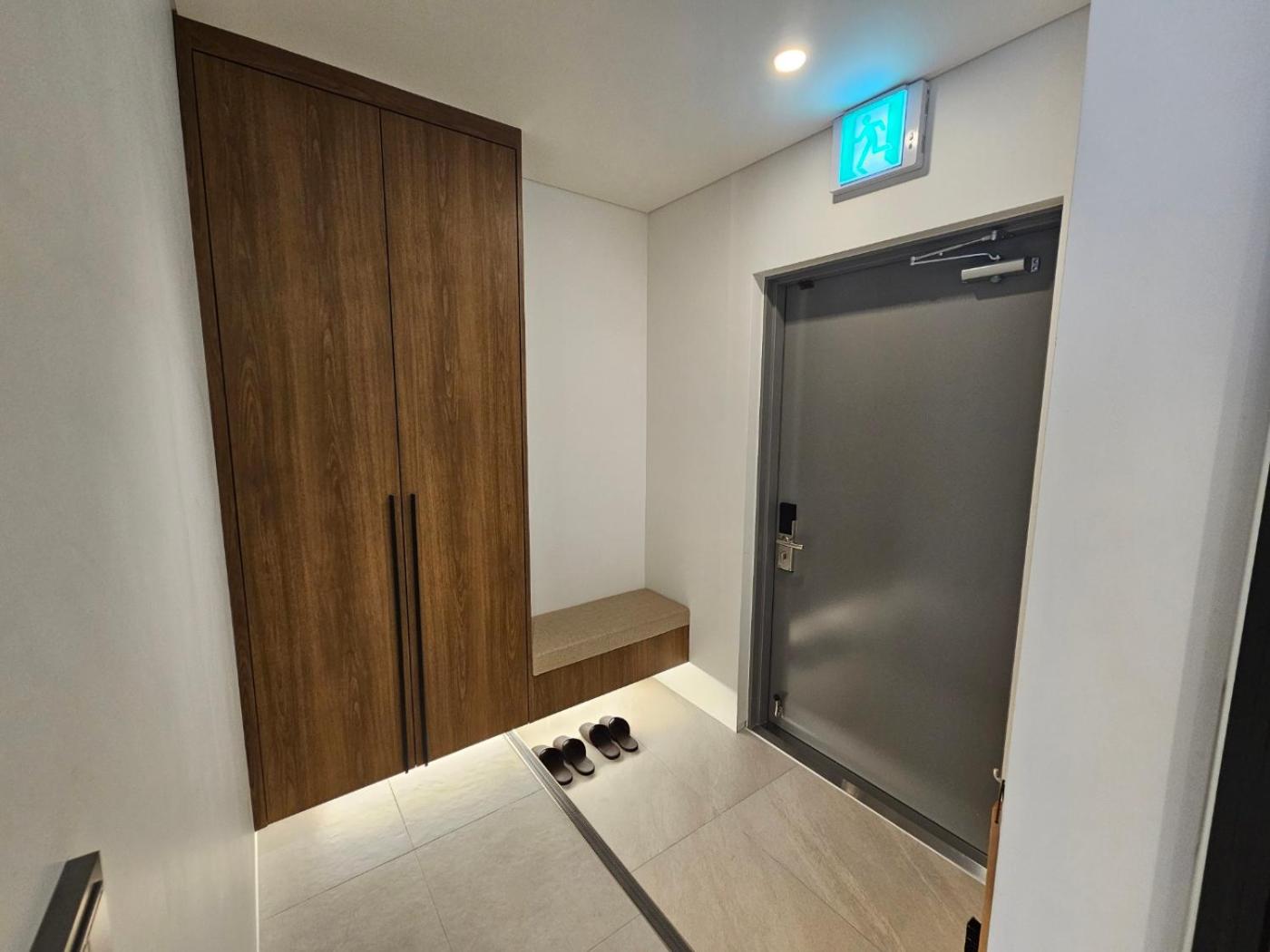 Suite - Photo 2