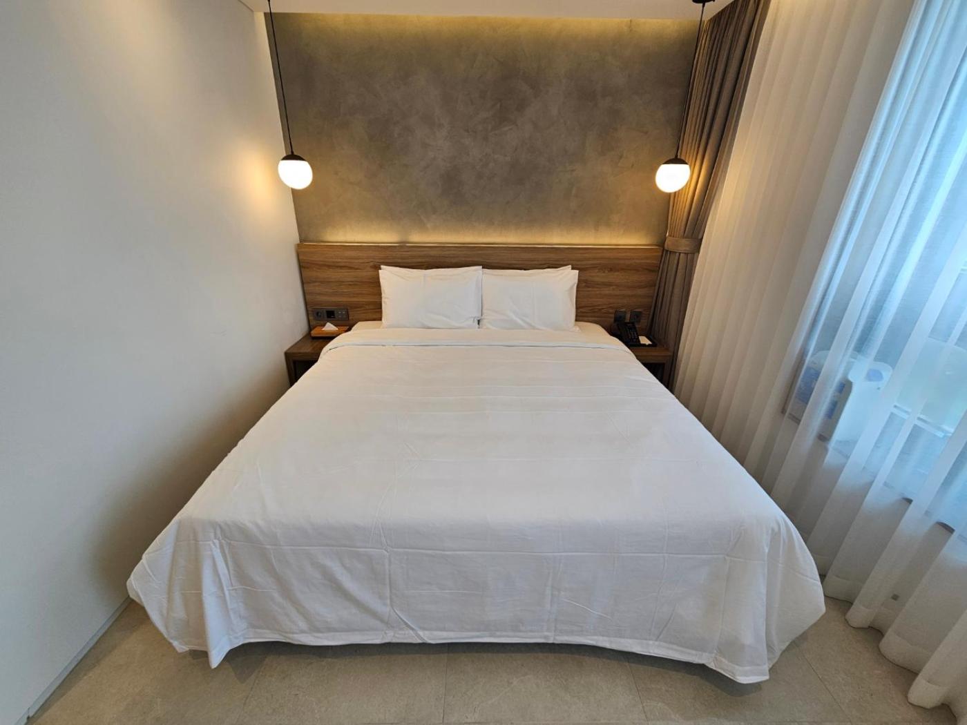 Deluxe Double Room - Photo 10