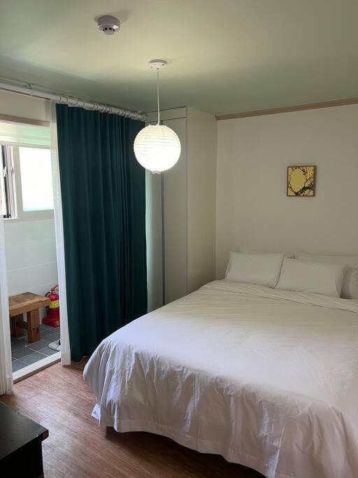 One-Bedroom Suite photo 3