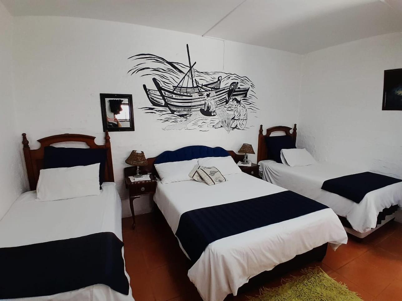 Double Room with Private Bathroom - Photo 11