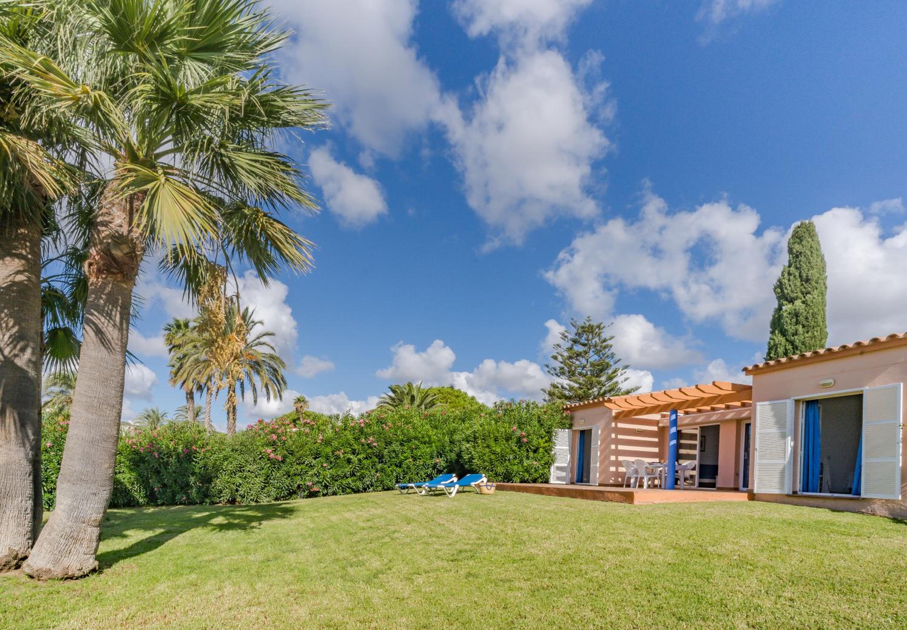 Three-Bedroom Villa photo 2