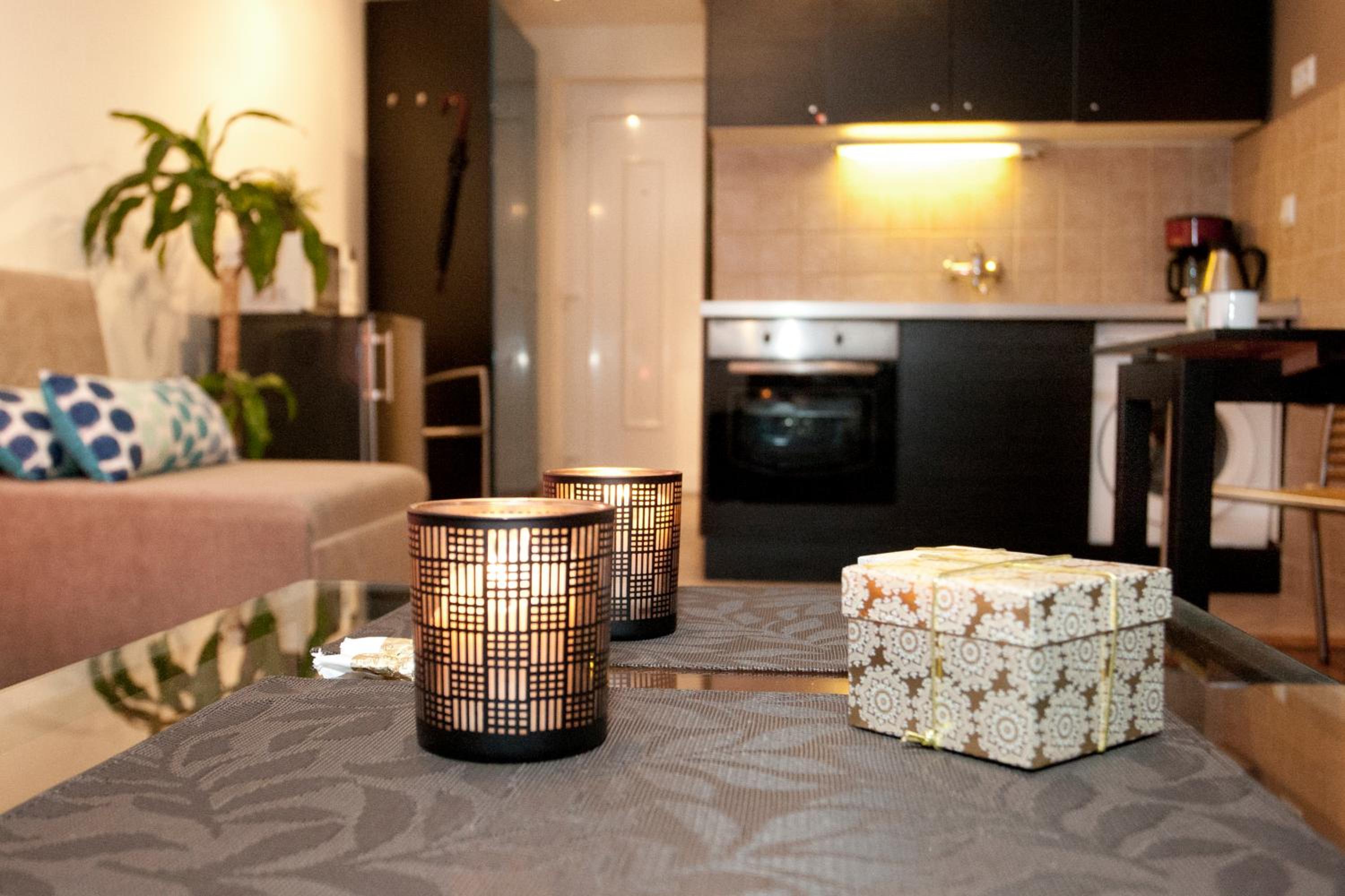 Studio Apartment - Photo 11