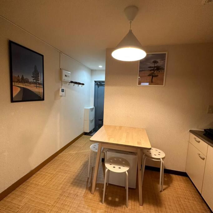 One-Bedroom Apartment photo 3