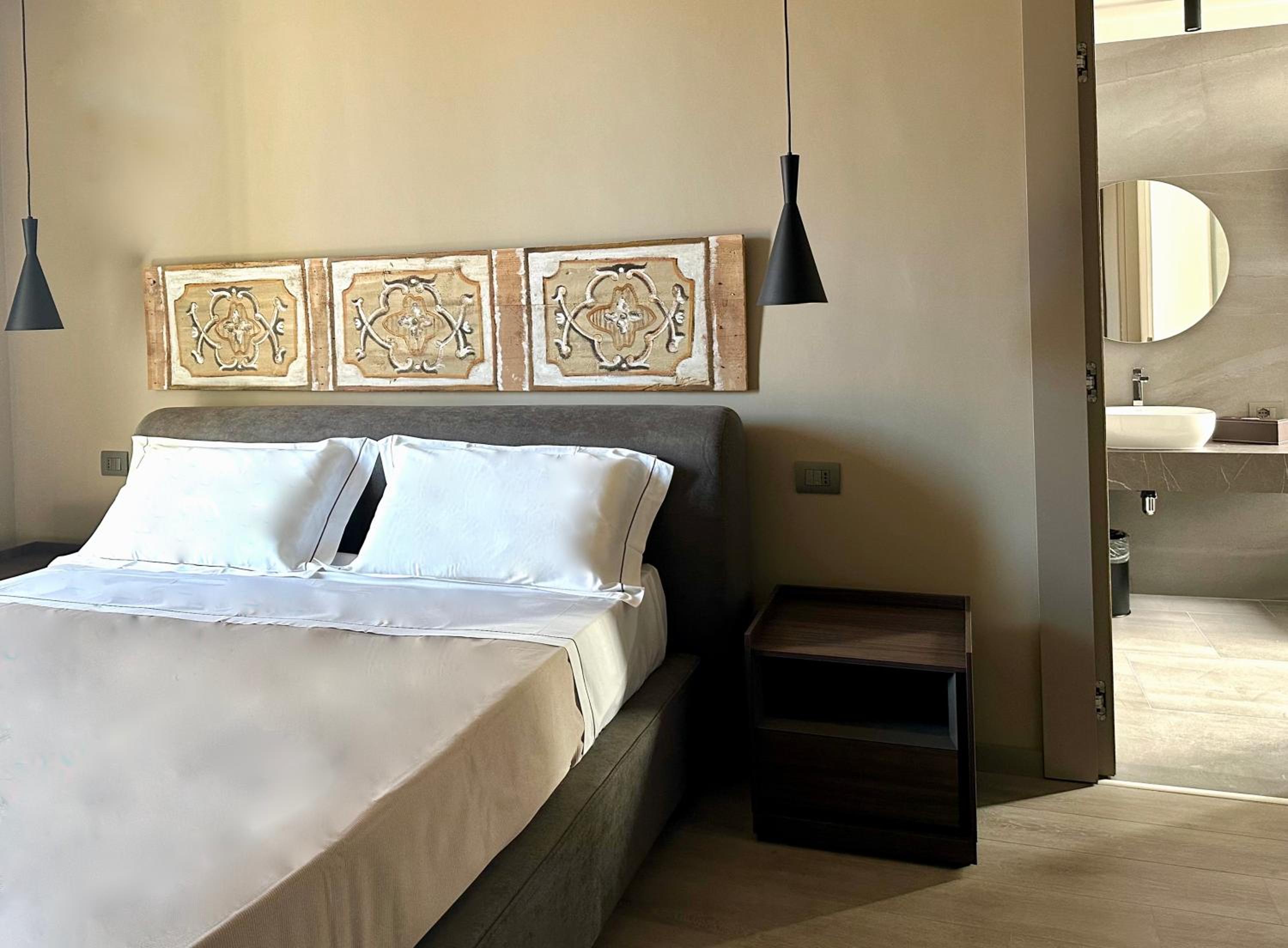 Superior Double or Twin Room - Photo 7