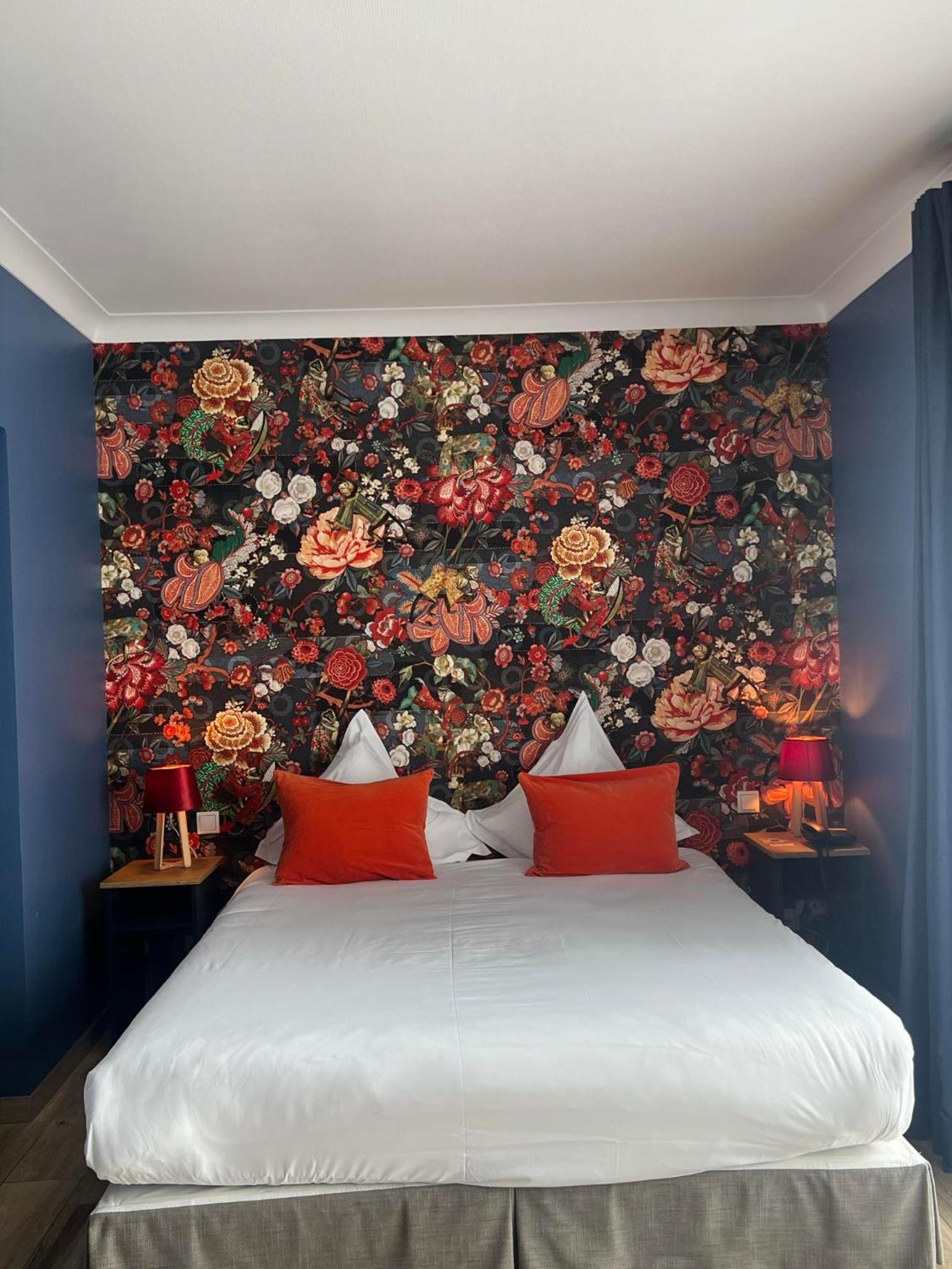 Standard Double Room - Photo 10