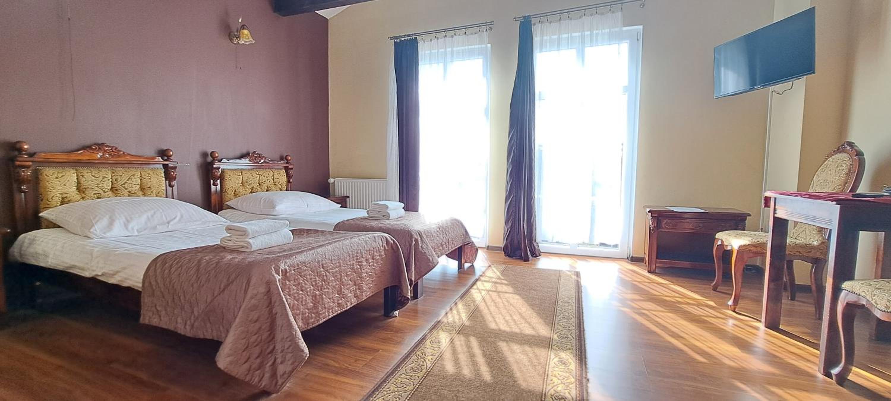Deluxe Double or Twin Room with Garden View - Photo 1