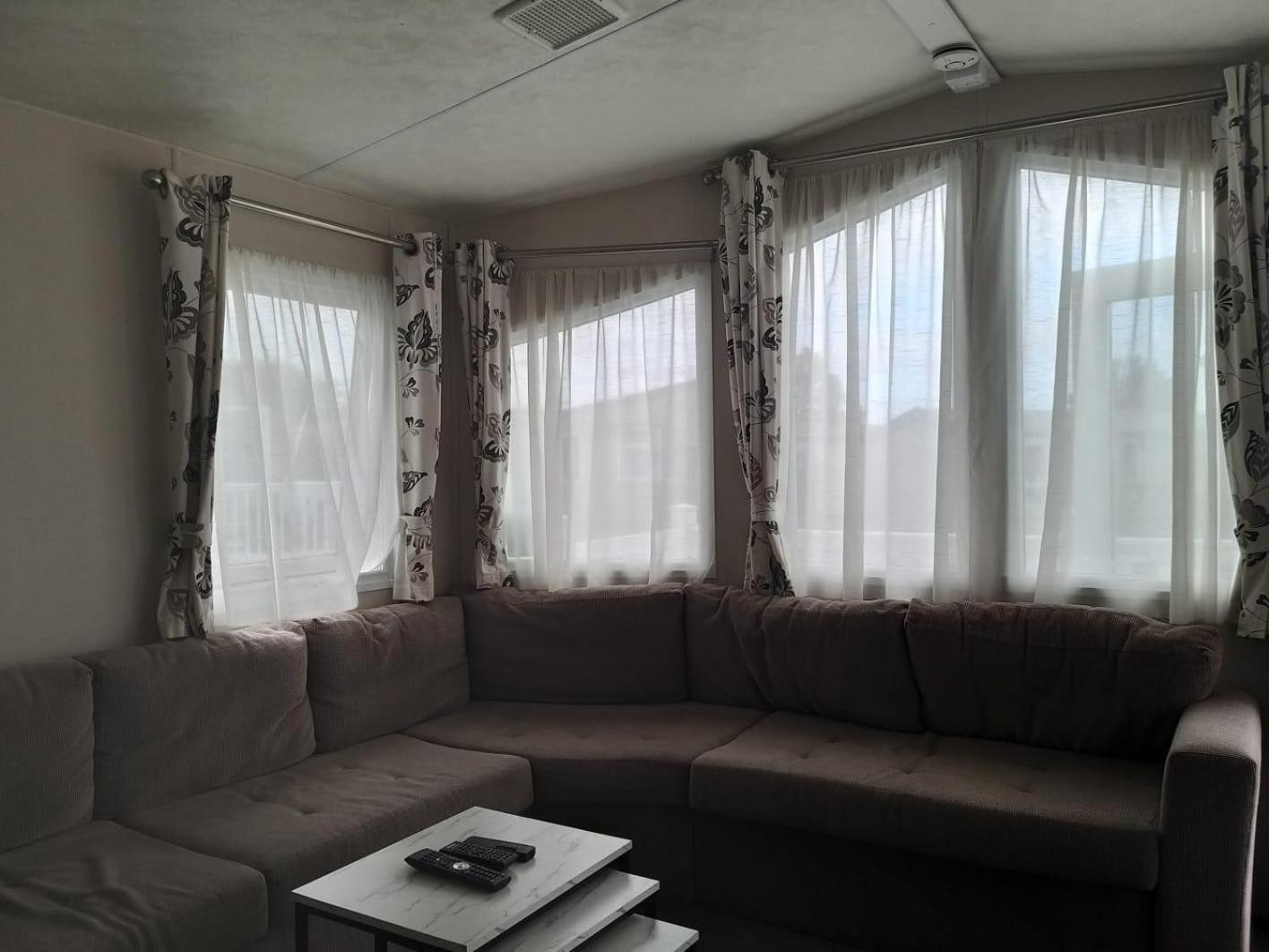 Mobile Home photo 1