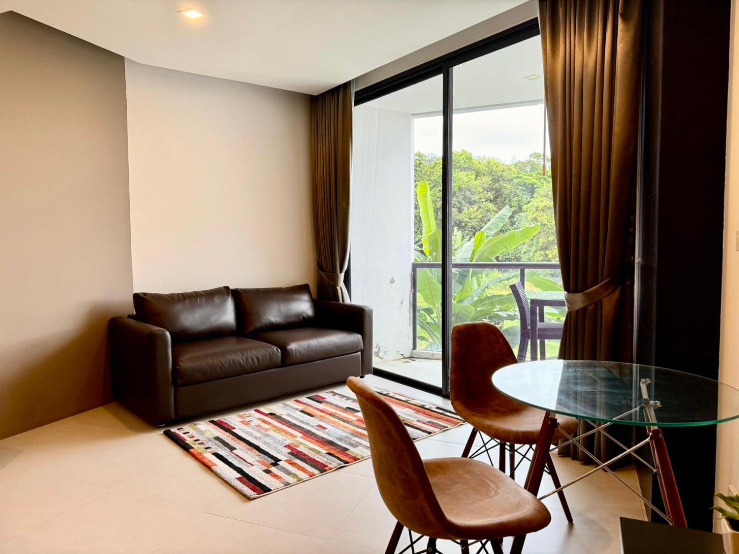 Studio Apartment - Photo 6