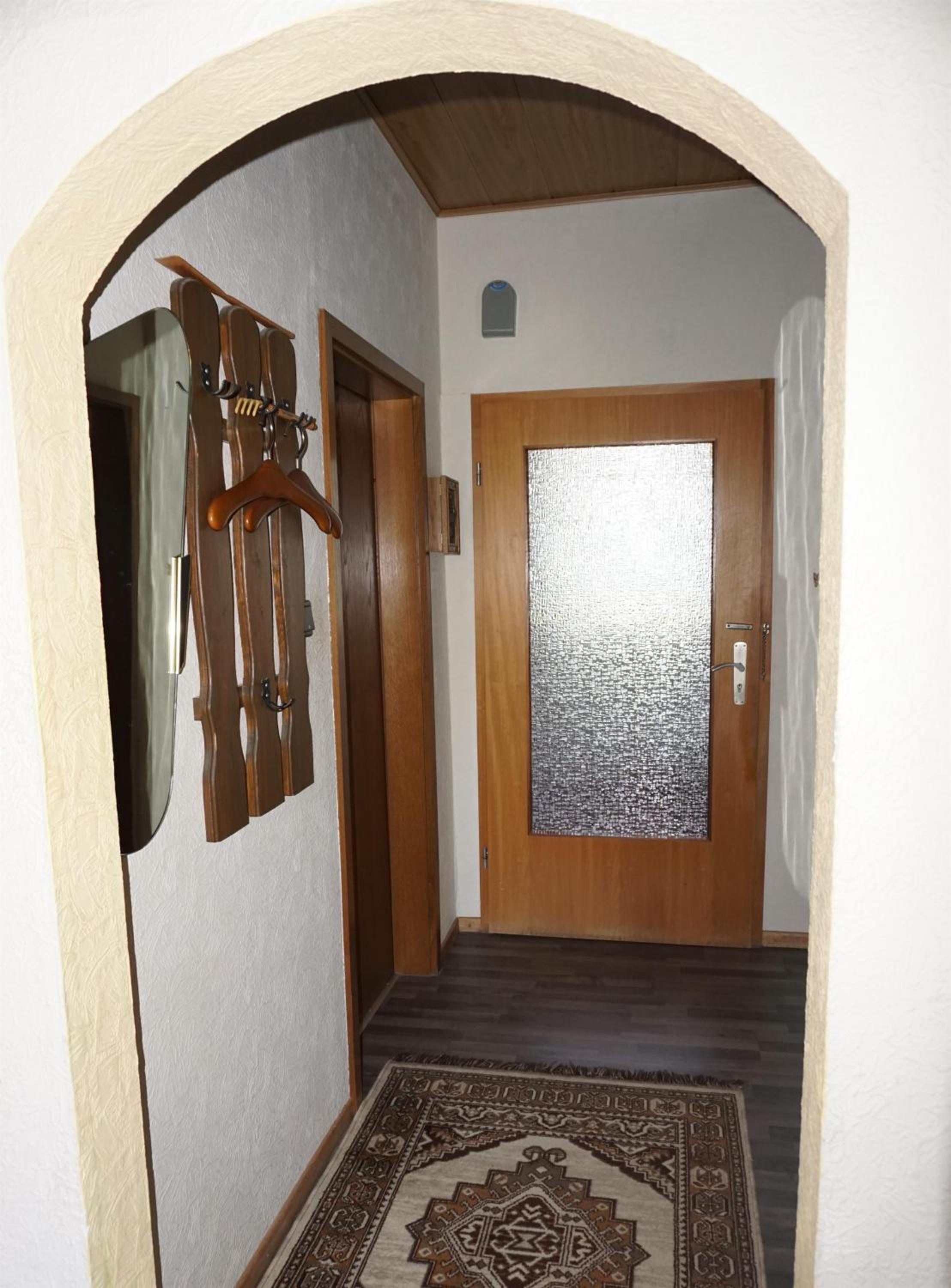 One-Bedroom Apartment with Shower photo 3
