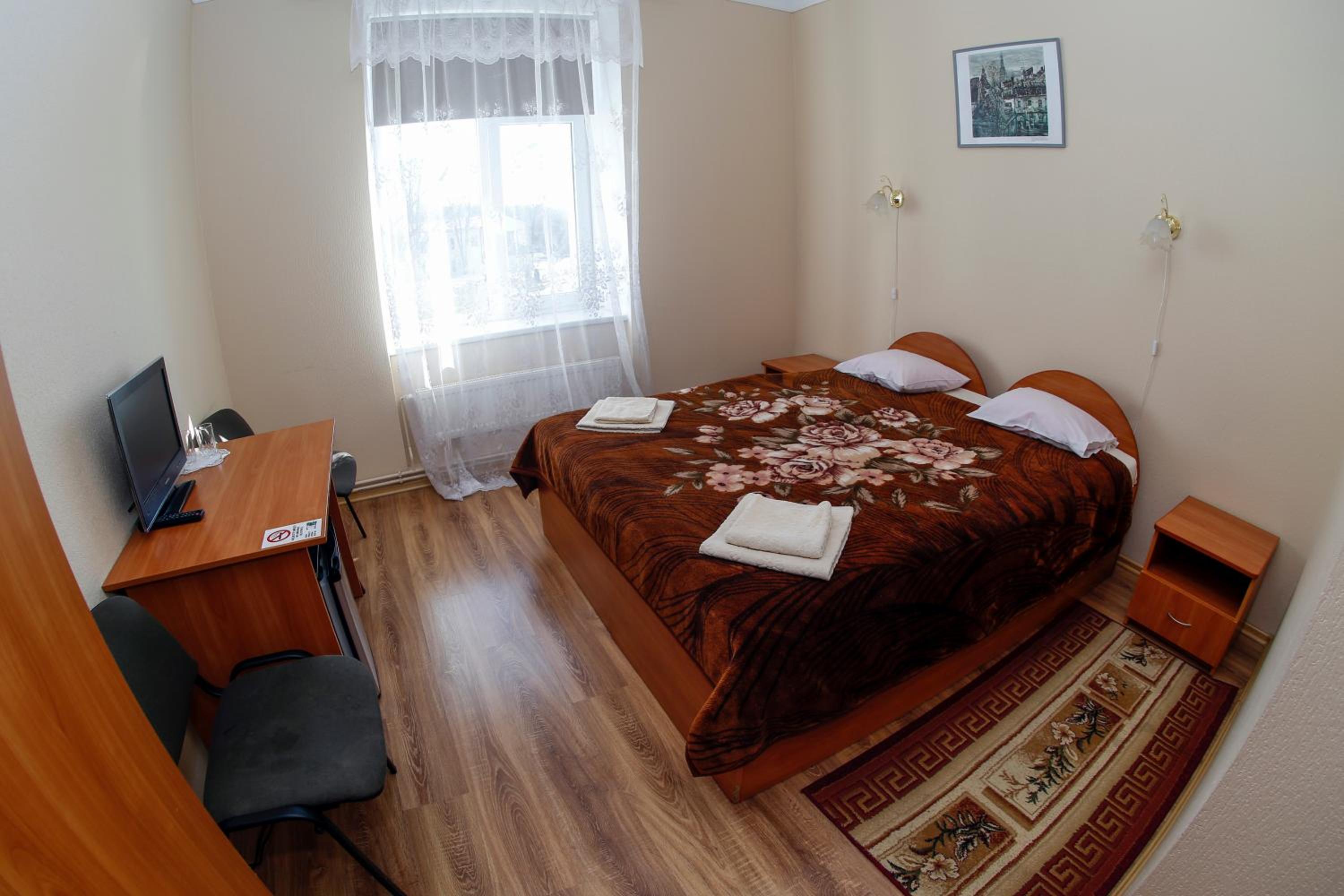 Double or Twin Room photo 3