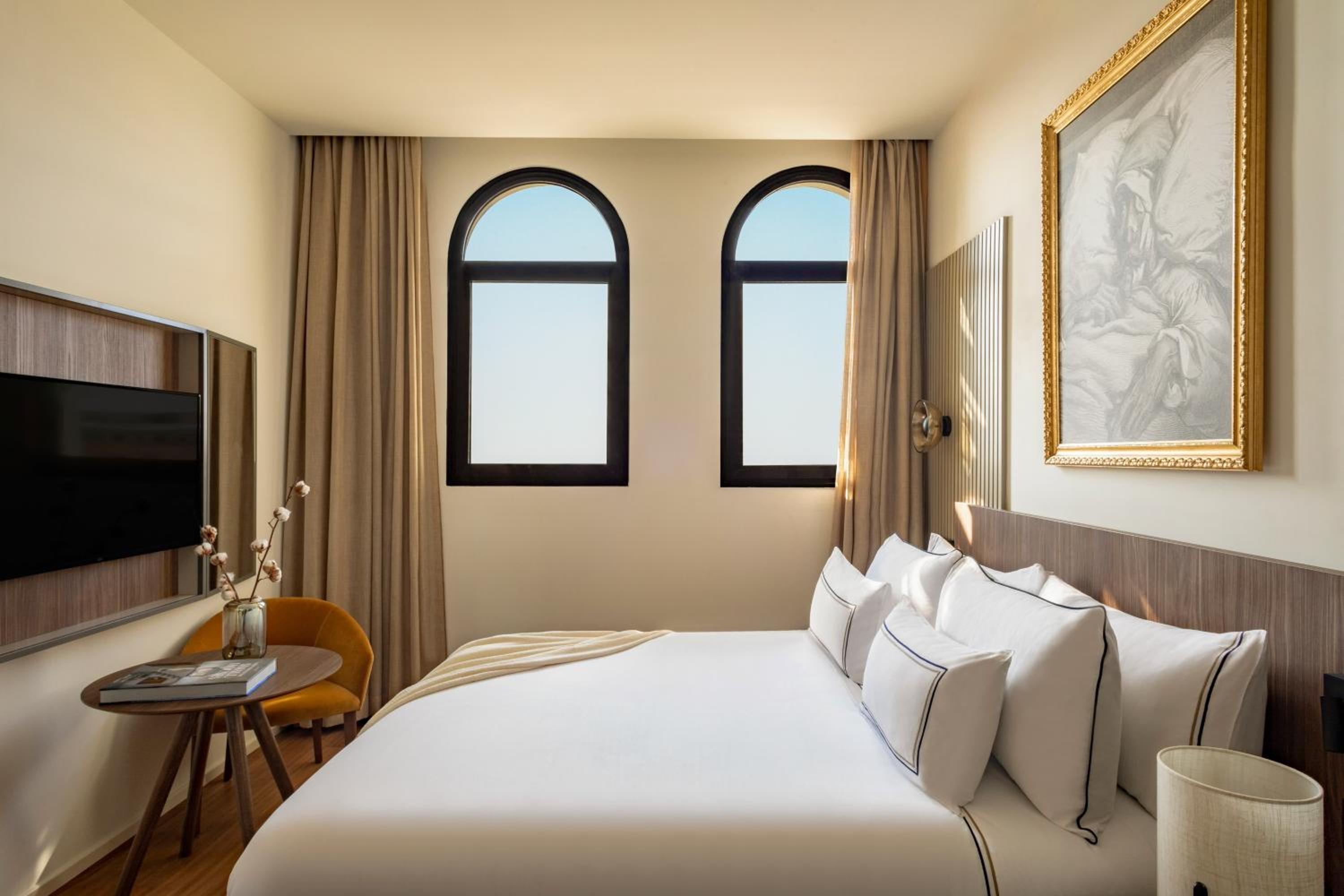 The Artist Junior Suite City View and Terrace - Photo 2