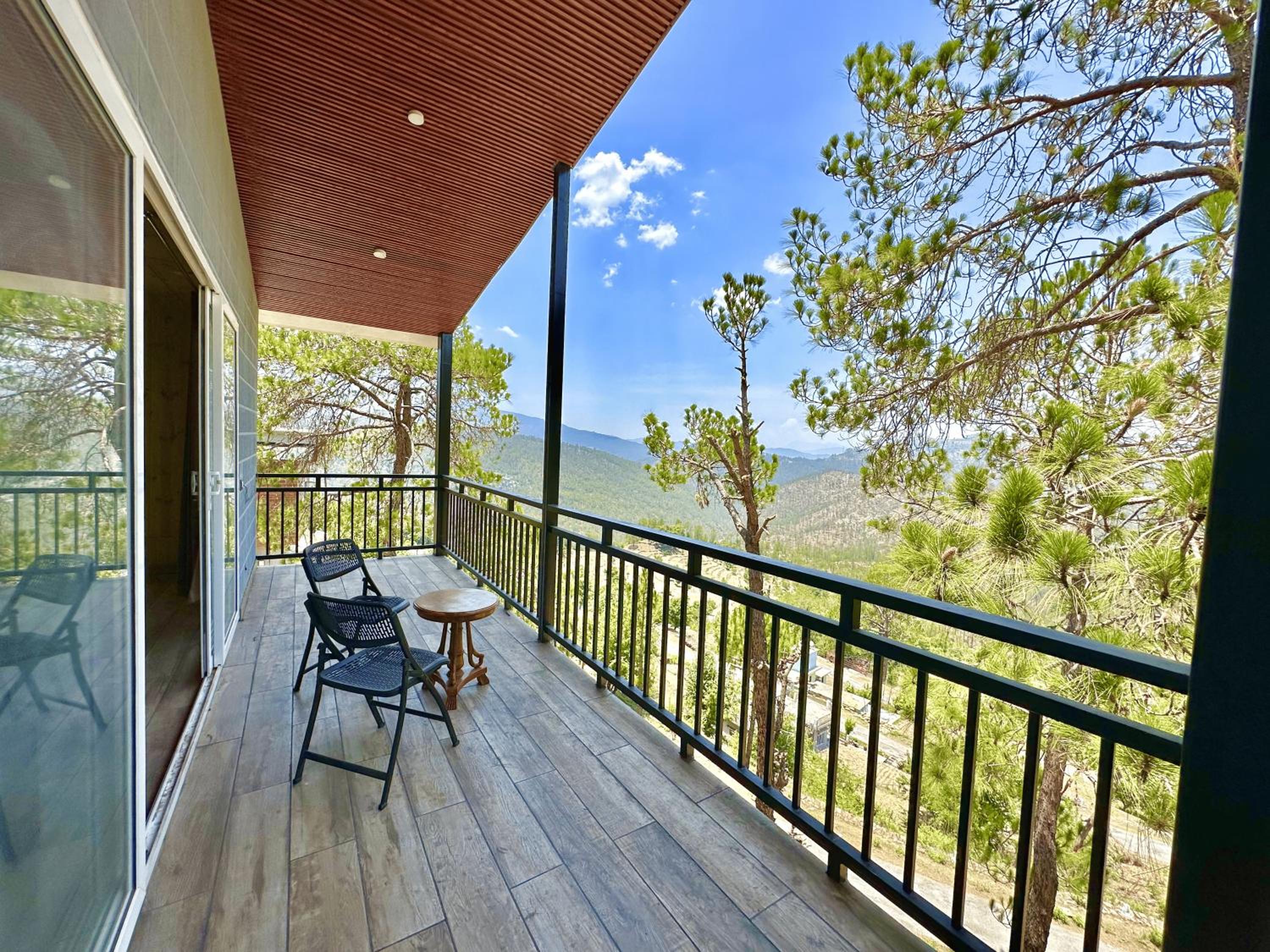 King Room with Mountain View photo 3