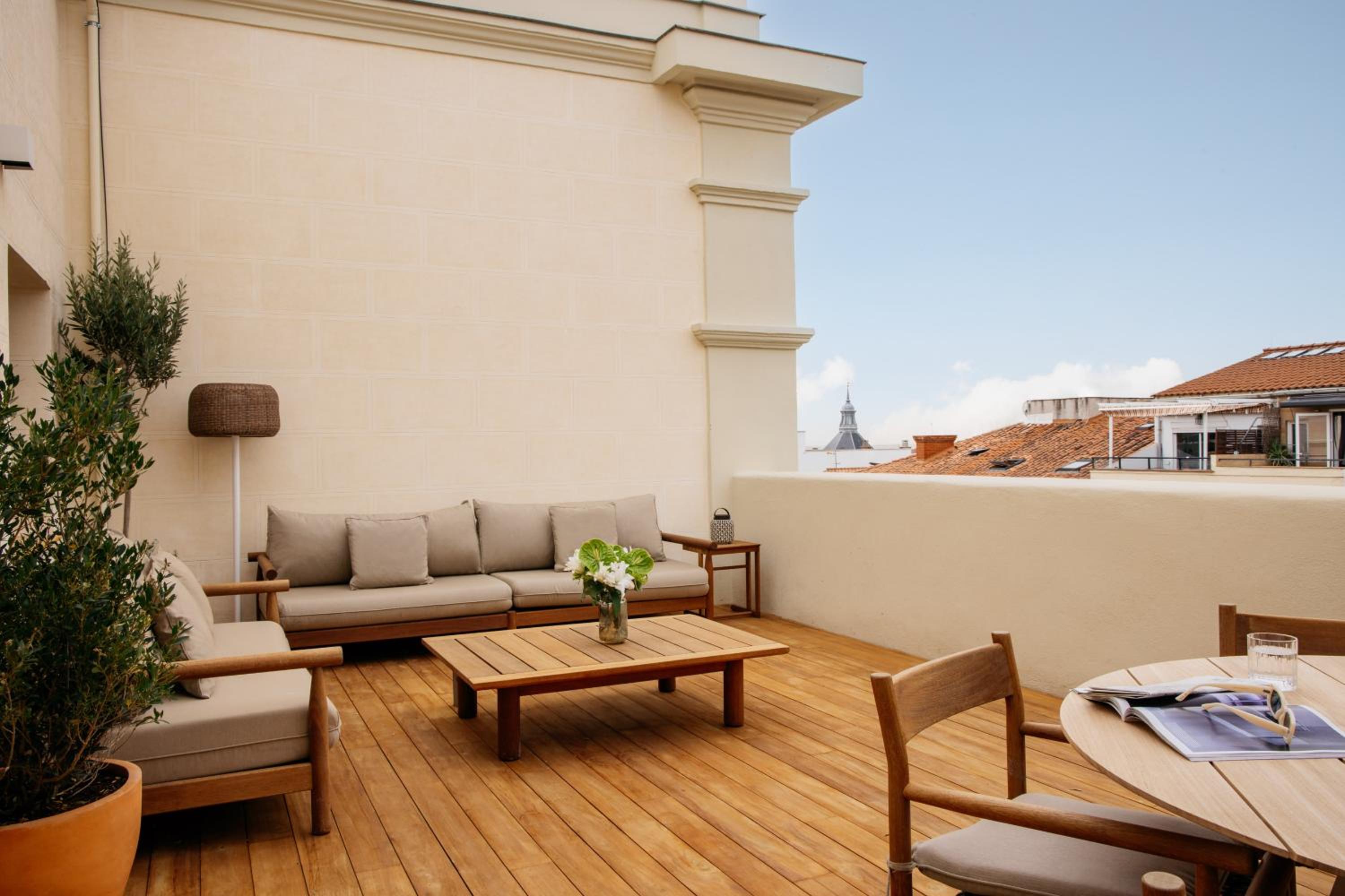 The Artist Junior Suite with Terrace and Roof Views - Photo 4