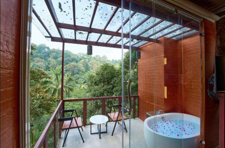 LUXURY TREE HOUSE - Photo 17
