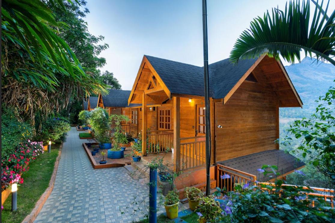 VALLEY VIEW WOODEN HOUSE - Photo 11