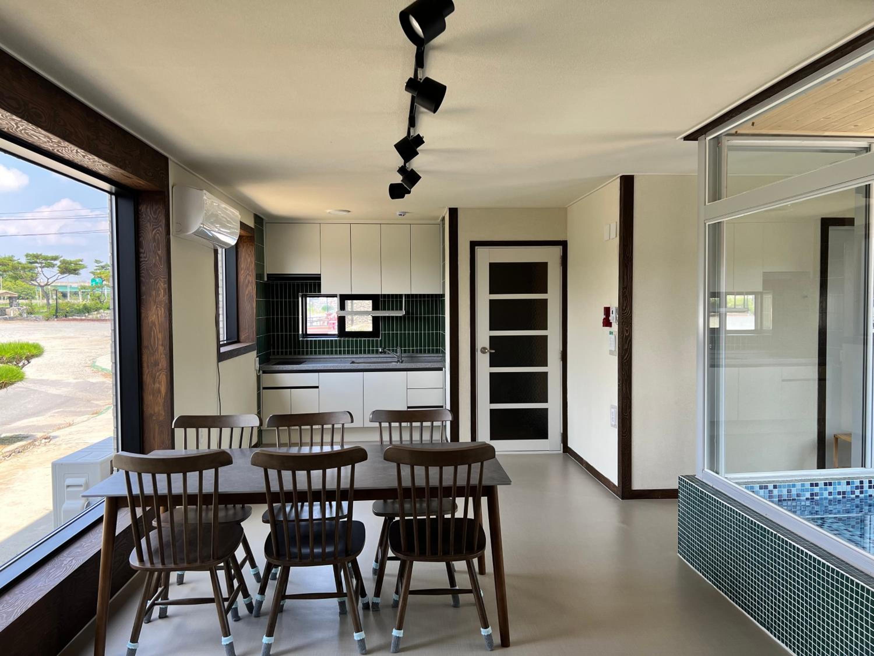 One-Bedroom Villa photo 2